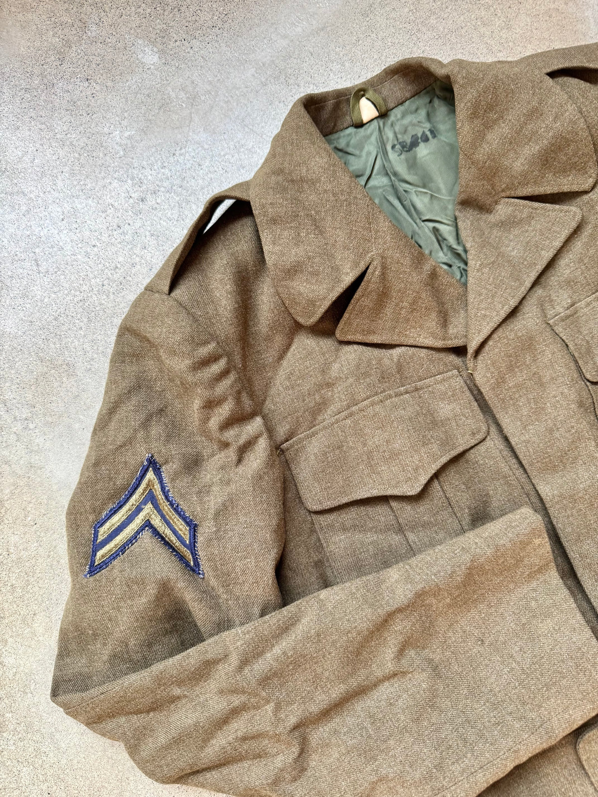 Vintage 1950s Military U.S. Army Wool Ike Jacket | 38R