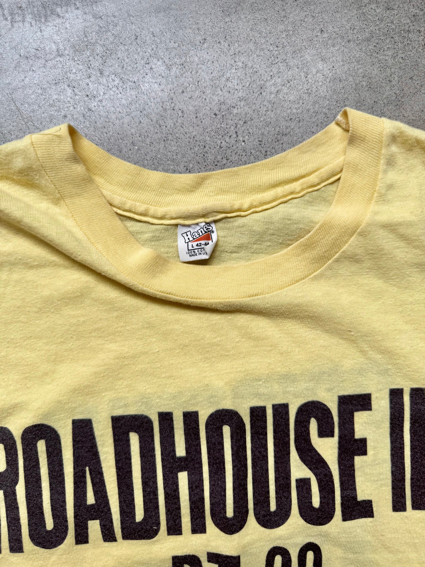 Vintage 1970s Roadhouse Inn “Spiritual Advisor” Cotton Graphic Tee | Large