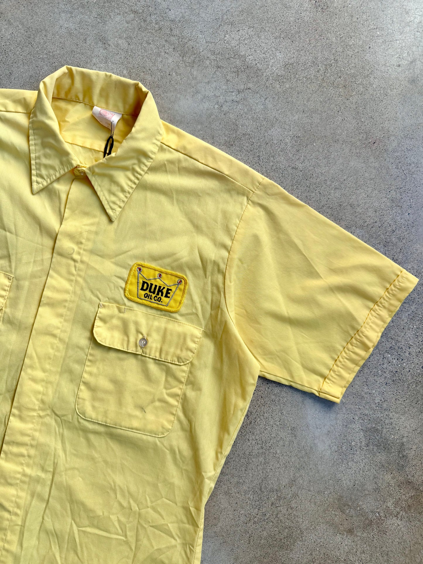 Vintage 1960s Yellow Duke Oil Co. Short Sleeve Work Shirt | Medium
