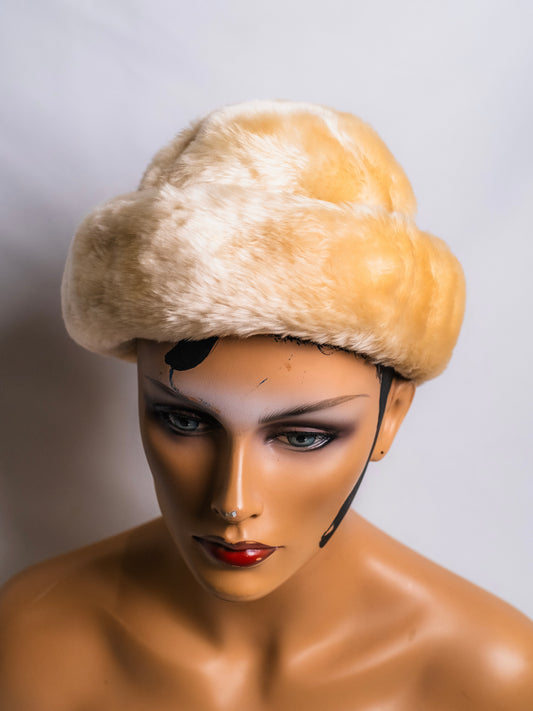 Vintage 1960s Cream Faux Fur Hat