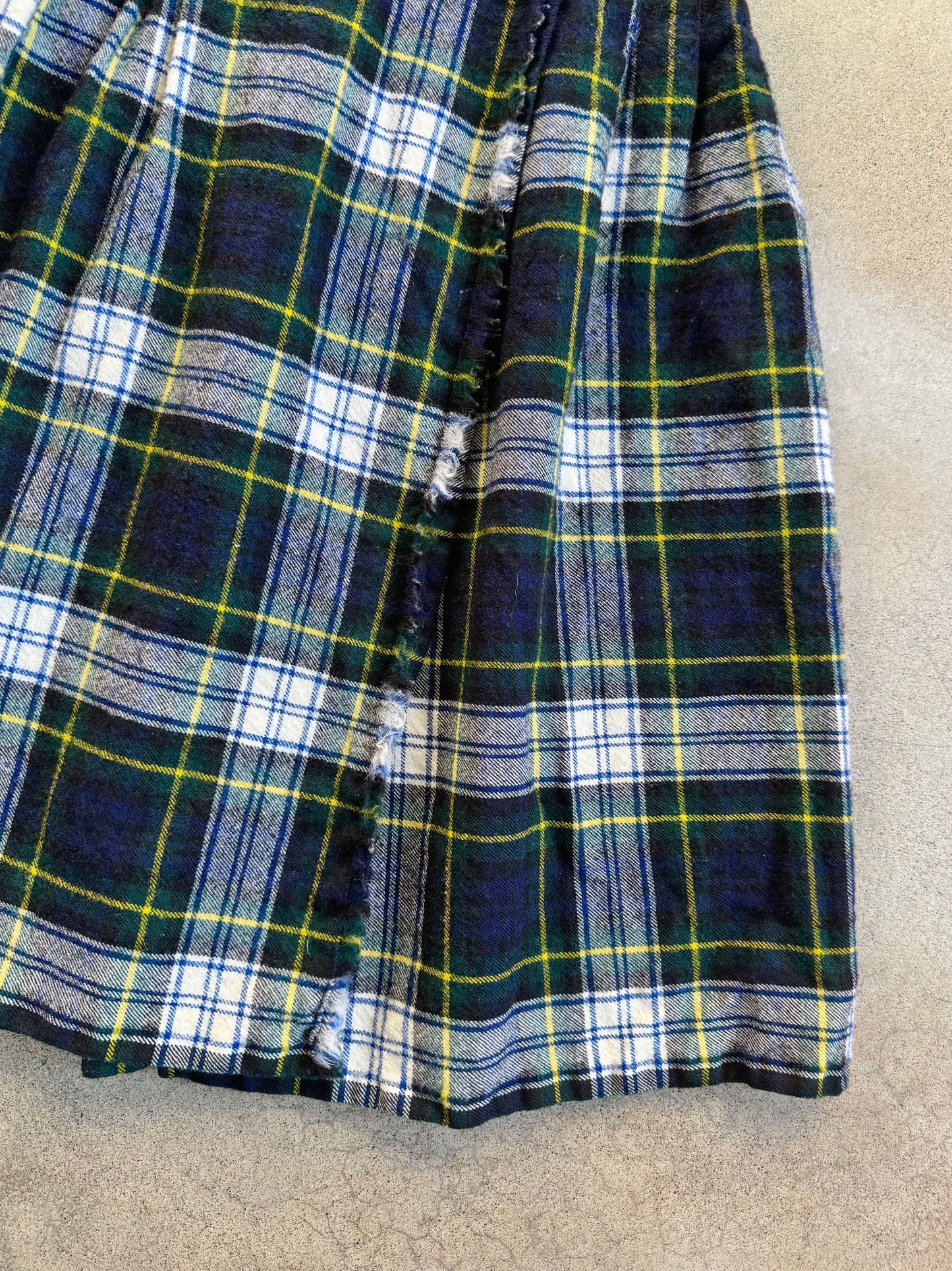 Vintage Green & Navy Tartan Plaid Wool Kilt | XS