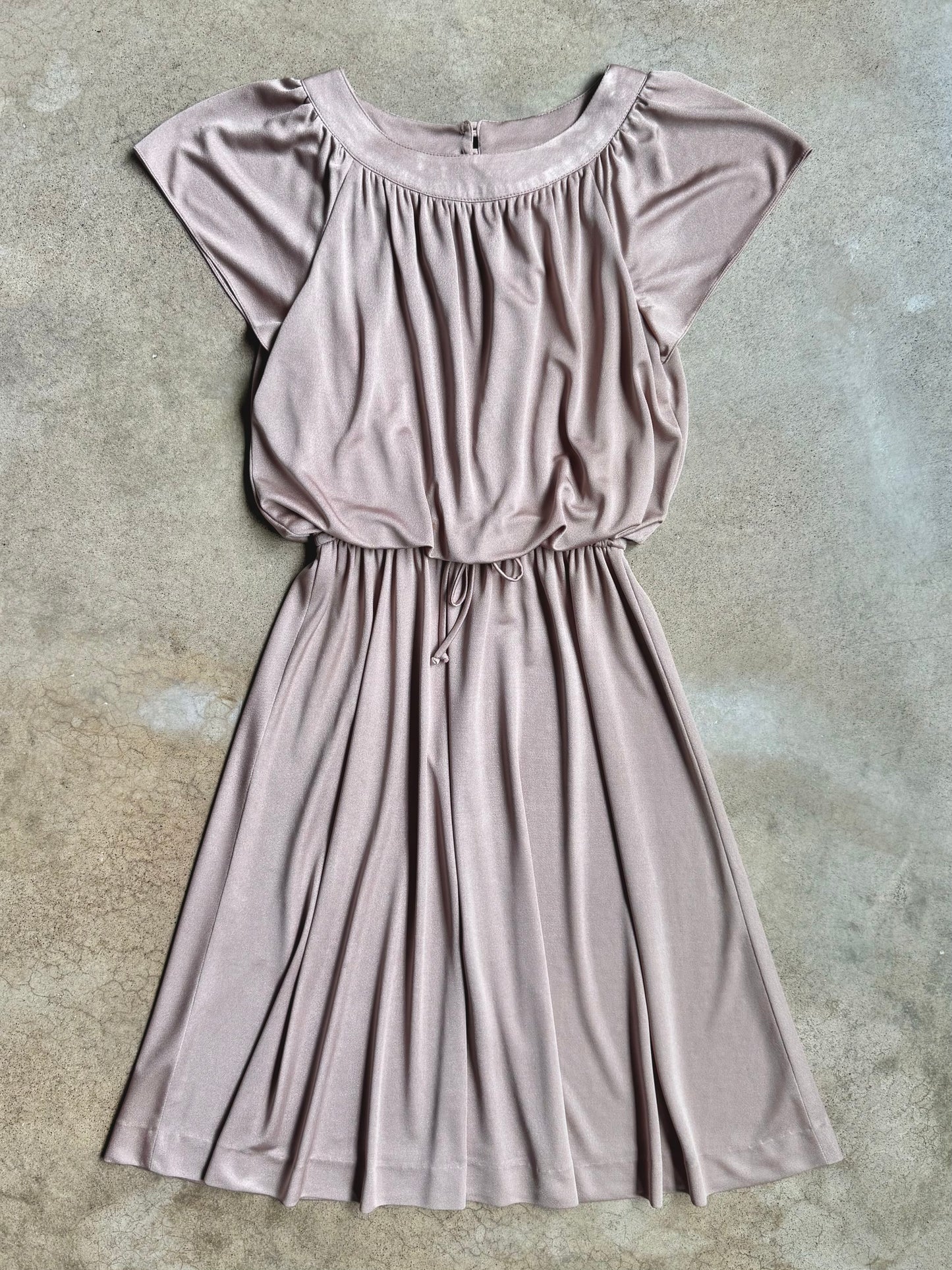 Vintage 1980s Taupe Cinch-Waist Flutter Sleeve Dress | S/M