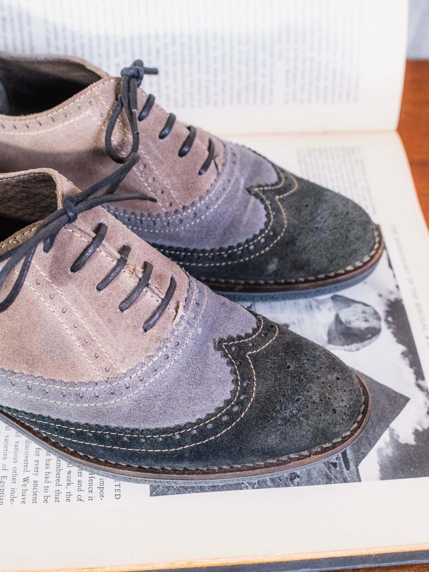 Vintage 1980s Jean Thomas Black & Grey Suede Wingtip Oxford Shoes | 40