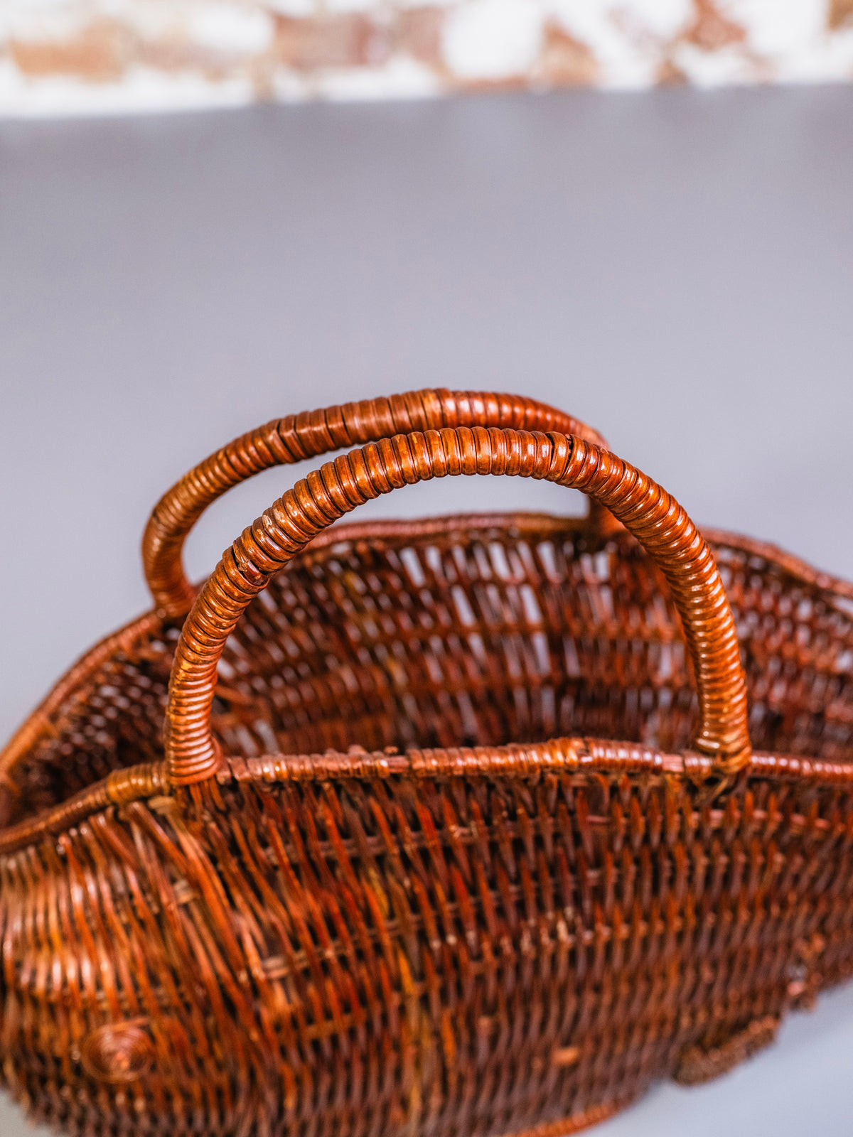 Vintage Woven Wicker Fish-Shaped Basket Bag