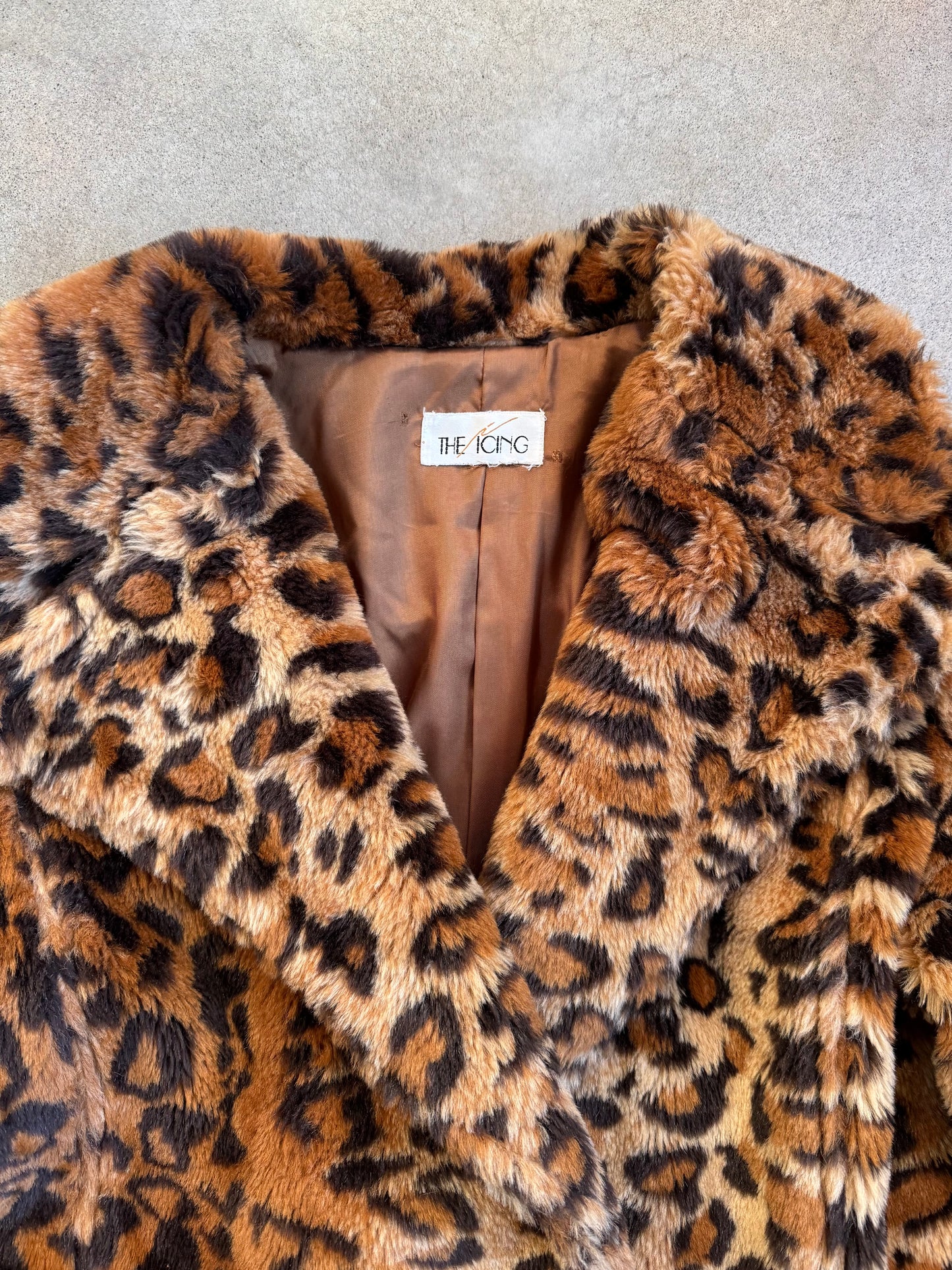 Vintage 1980s The Icing Leopard Print Faux Fur Cropped Jacket | Medium