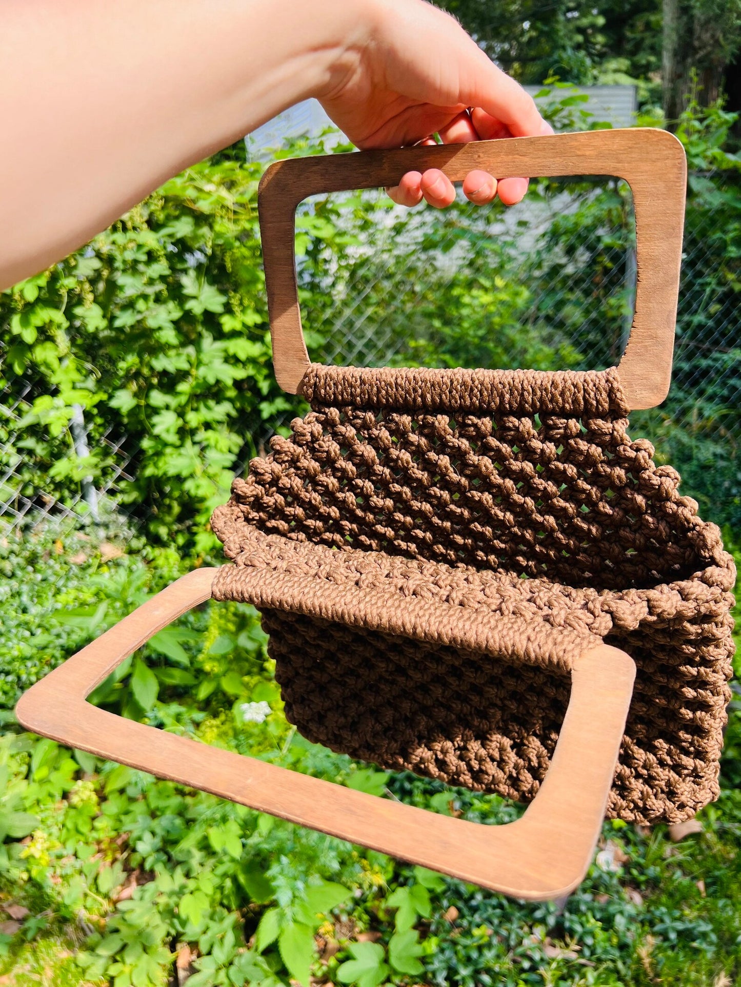 Vintage 1960s/70s Brown Macrame Wooden Handle Handbag Purse