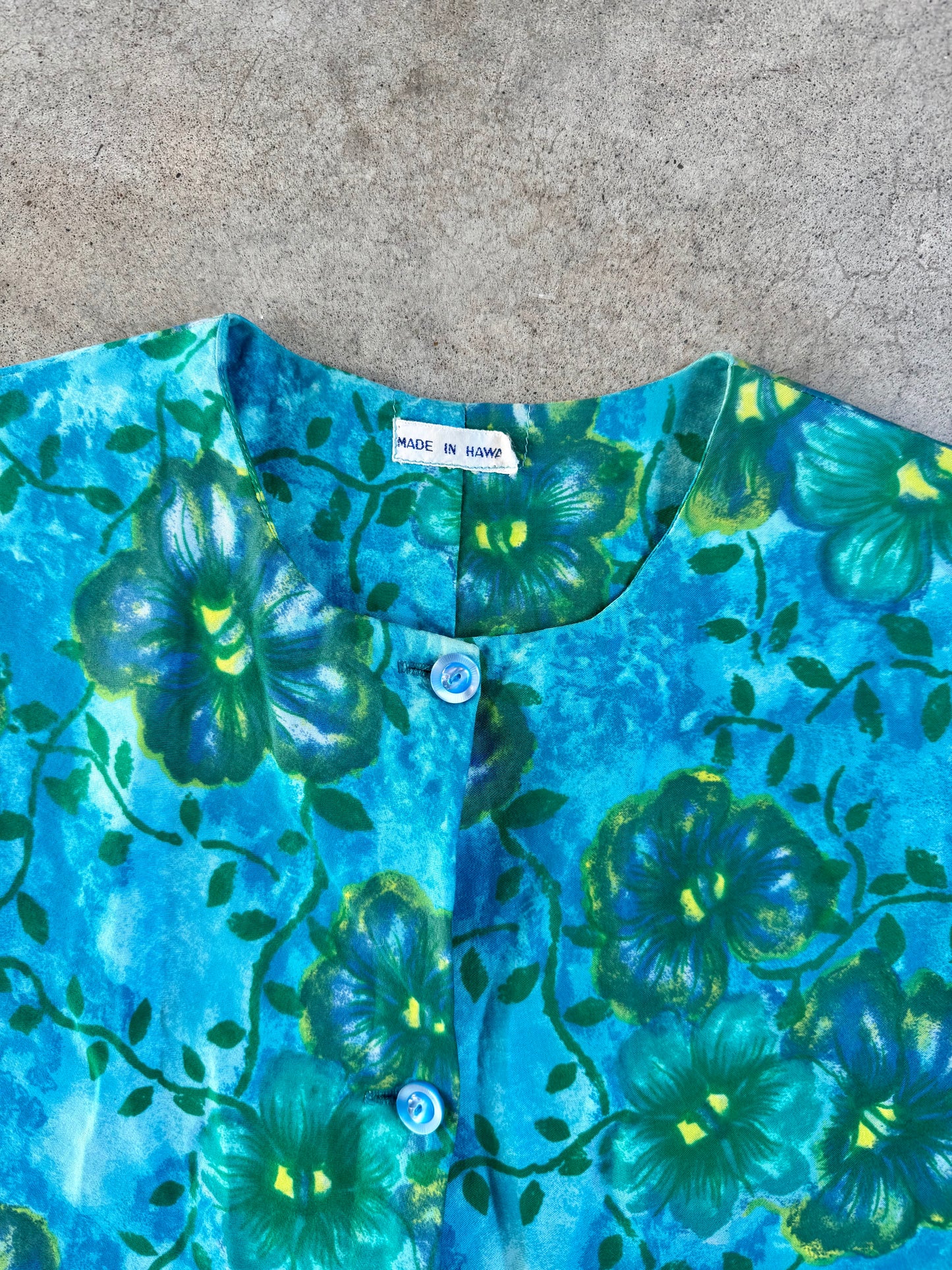 Vintage 1960s Hawaiian Blue Floral Button-Front Sleeveless Dress | Large