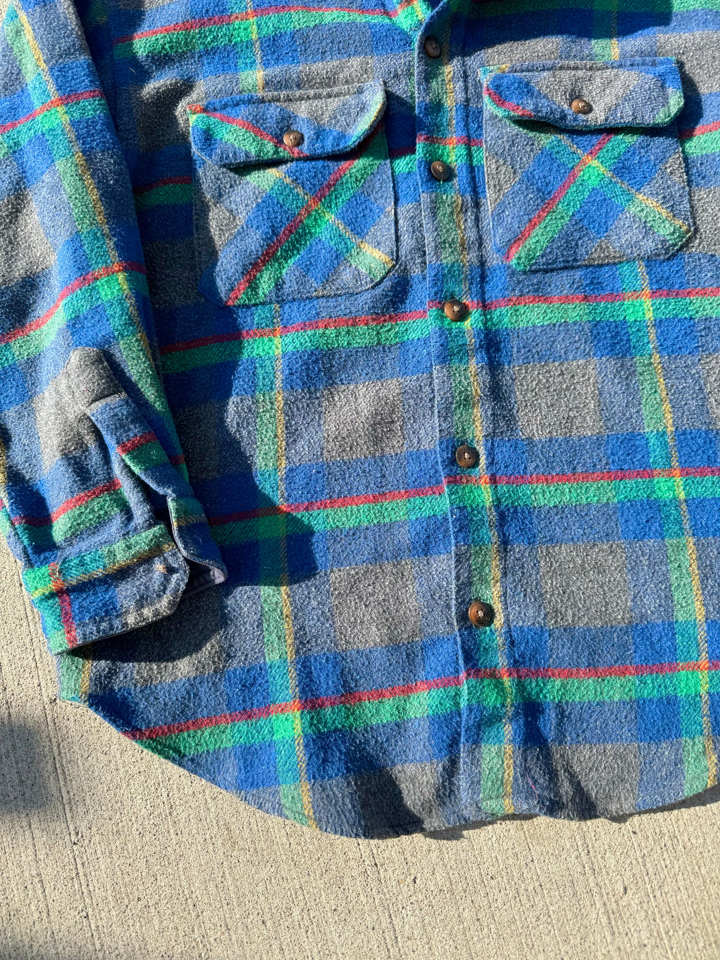 Vintage 1990s Gap Wool Blend Plaid Flannel Shirt | Large