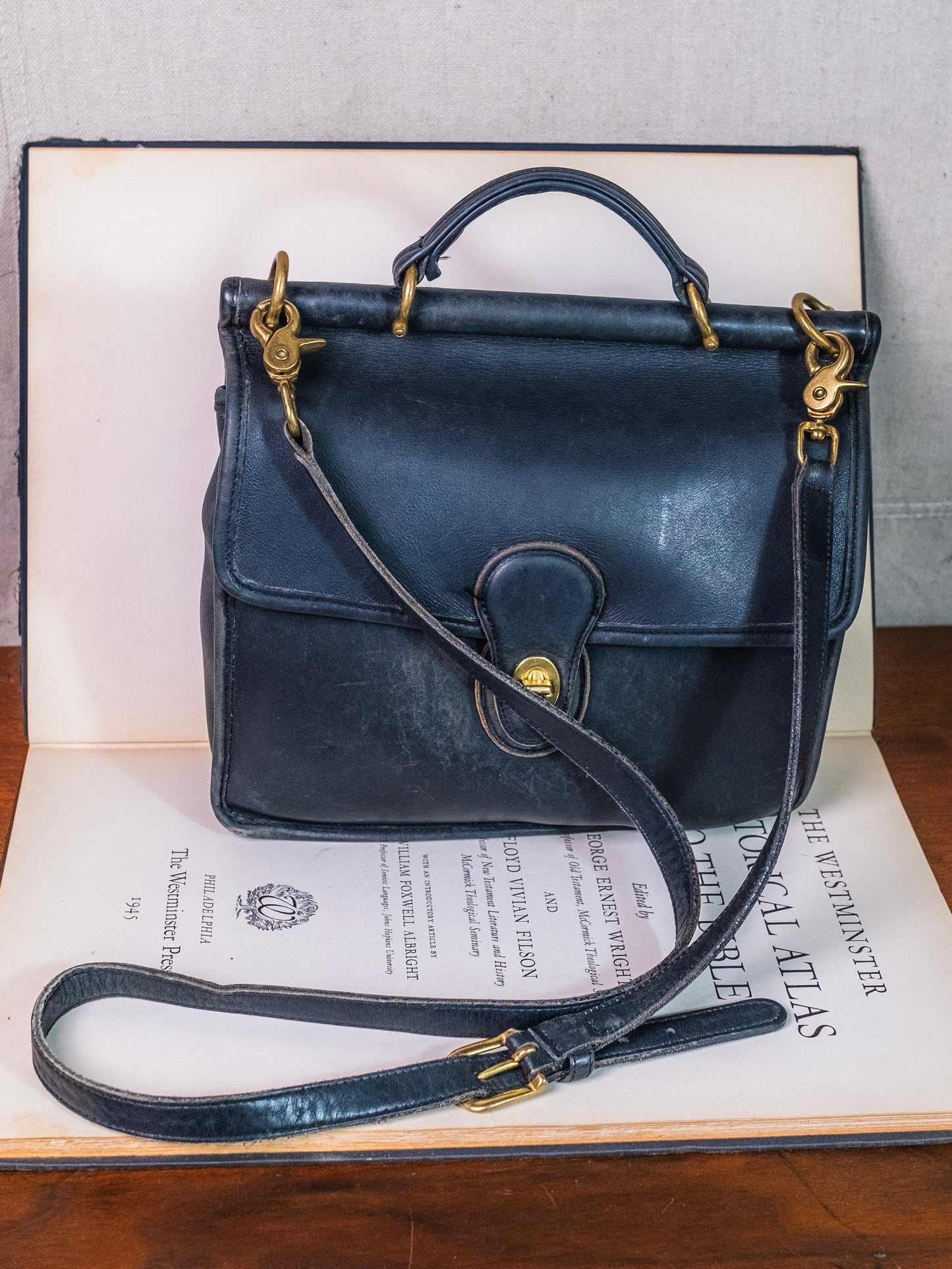 Vintage 1990s Coach Black Leather Willis Bag | Style No. 9927