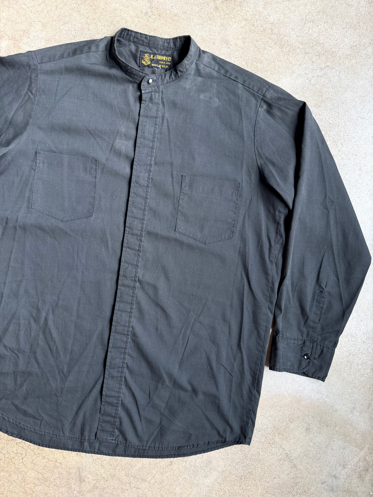 Vintage R.J. Toomey Co. Black Band Collar Clerical Shirt | Large