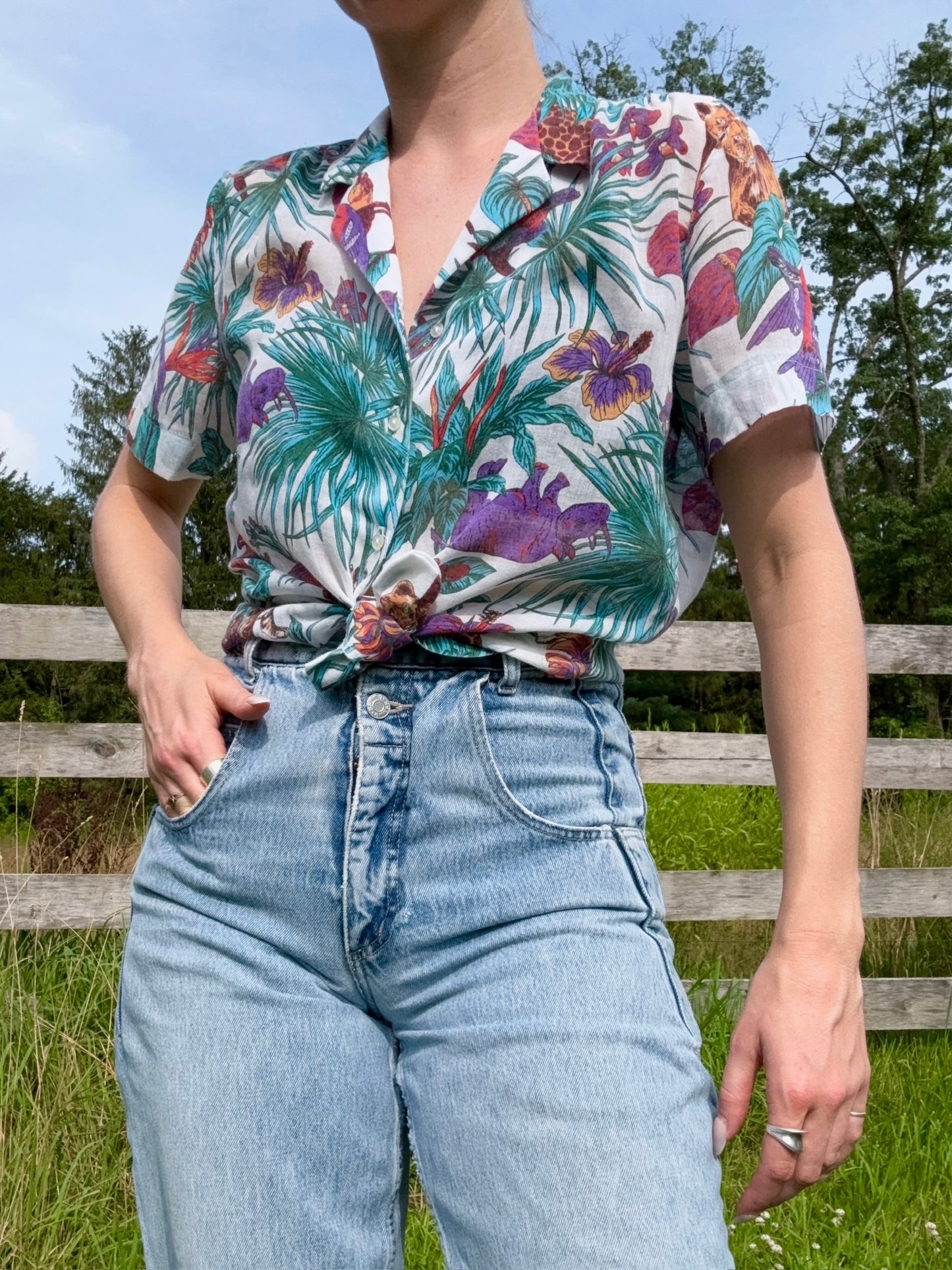 Vintage Elles Belles Tropical Print Button Down Shirt | L-XL