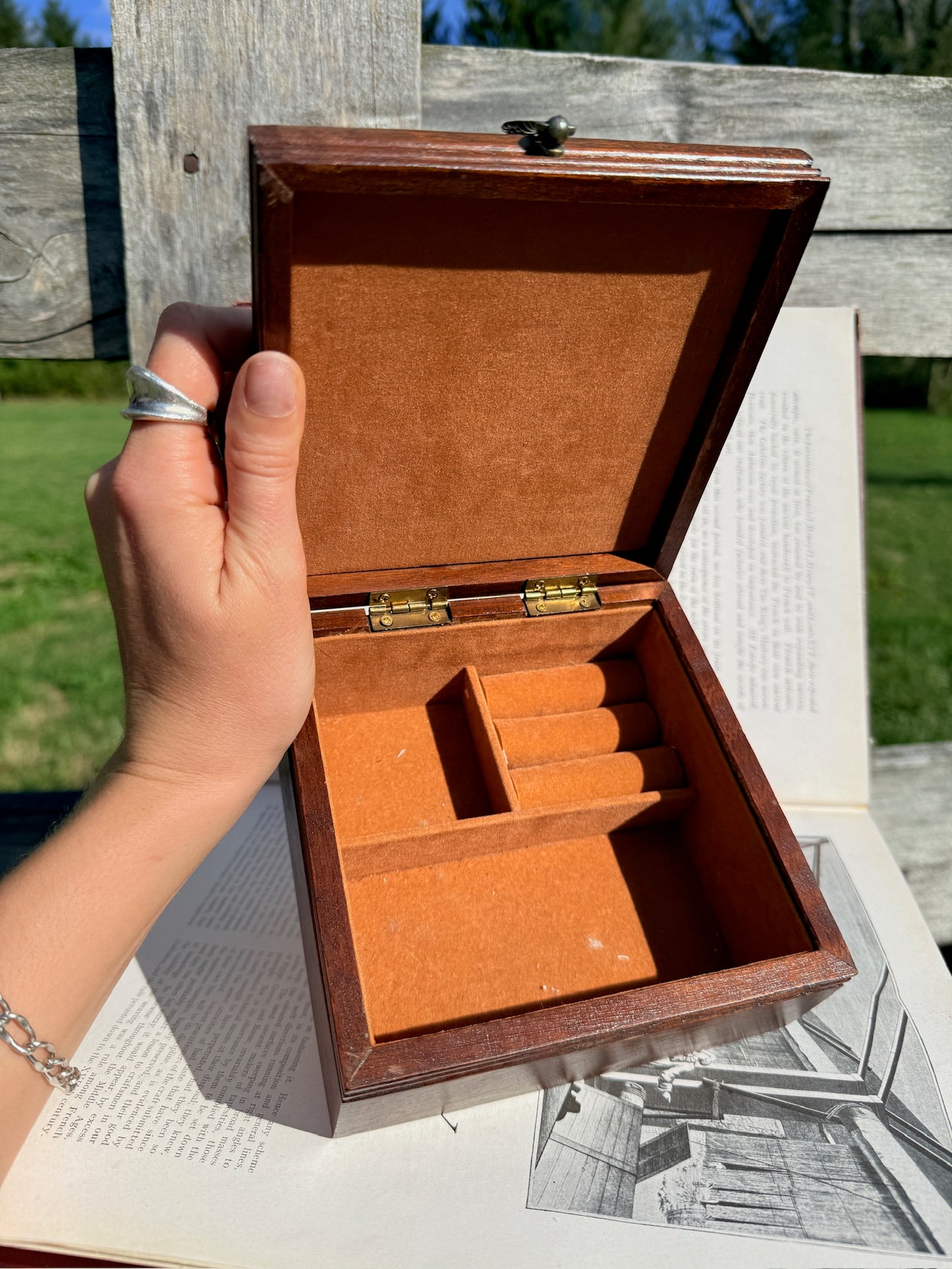 Vintage 1970s Holly Hobbie "Bonnie" Tile Top Wooden Jewelry Box