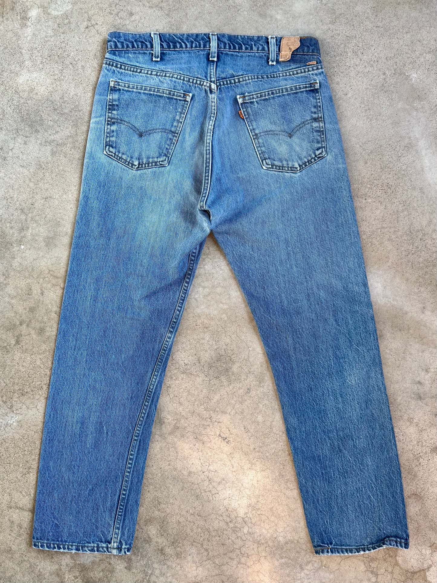 Vintage 1980s Levi’s 505 Orange Tab Faded Medium Wash Jeans | 34x29