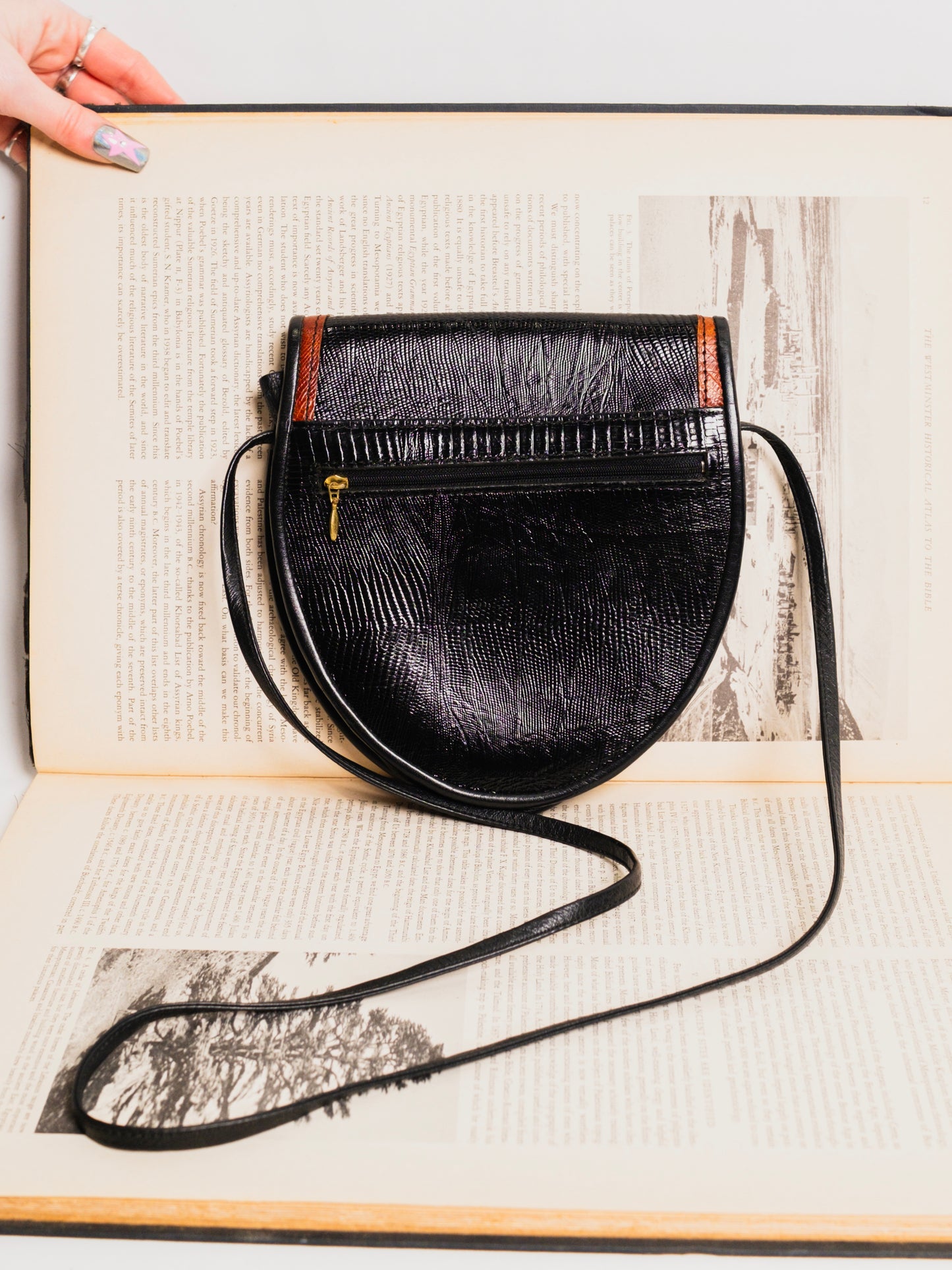 Vintage 1980s Black & Brown Embossed Leather Teardrop Crossbody Bag