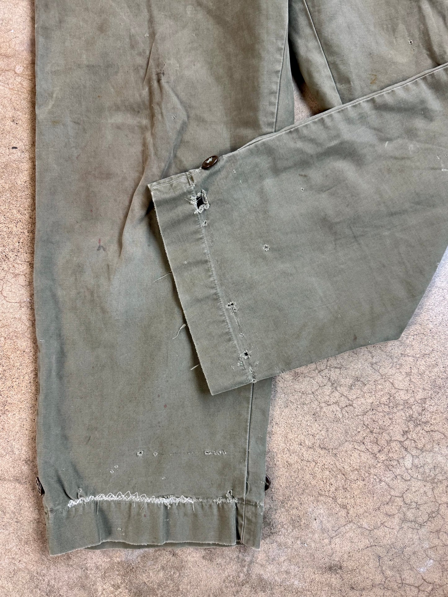 Vintage 1940s WW2 U.S. Military Distressed Cotton Field Trousers | Waist 30”