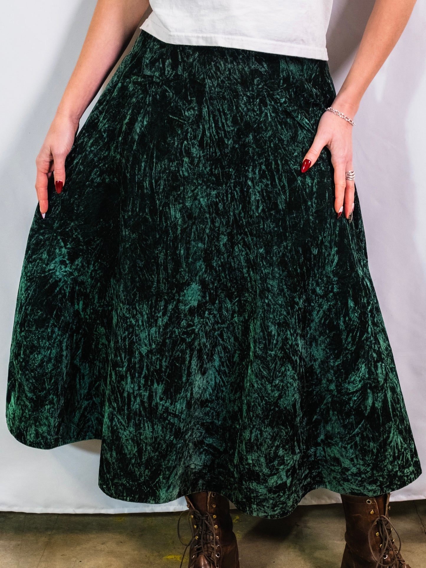 Vintage 1980s Green Crushed Velvet Maxi Skirt | Waist 28”