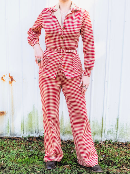 Vintage 1970s Red & Beige Houndstooth Belted Two-Piece Pantsuit | Medium