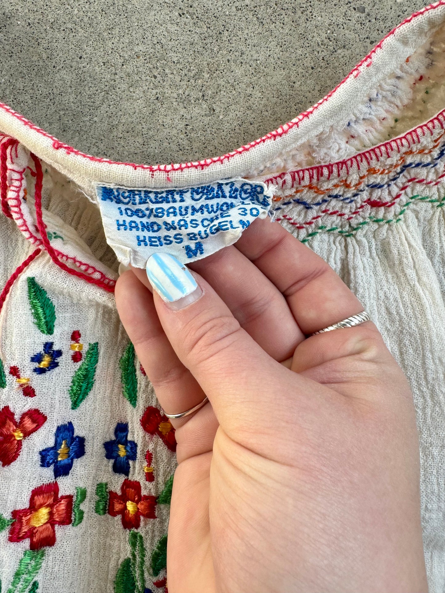 Vintage 1960s Mohren Folklore Hungarian Embroidered Cotton Peasant Blouse | XS/S