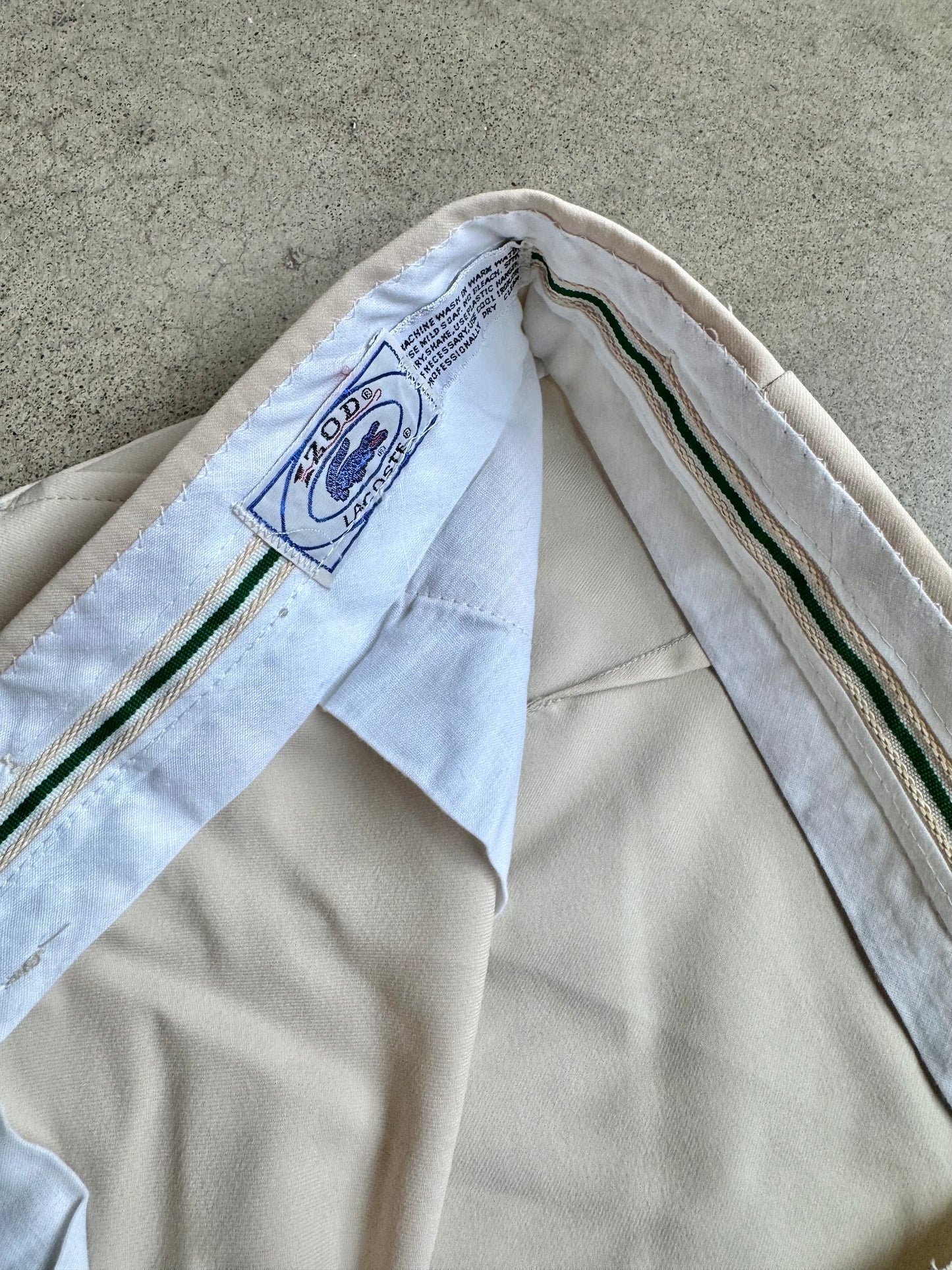 Vintage 1970s/80s Izod Lacoste Beige Athletic Tennis Shorts | L/XL
