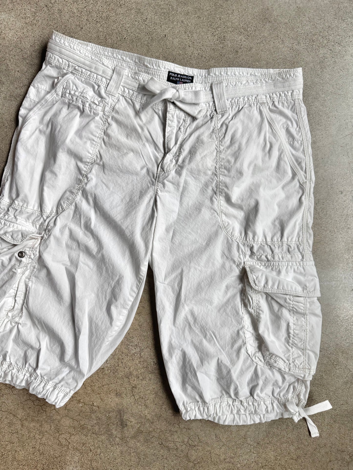 2000s Polo Jeans Co. White Cotton Cargo Capris | M/L