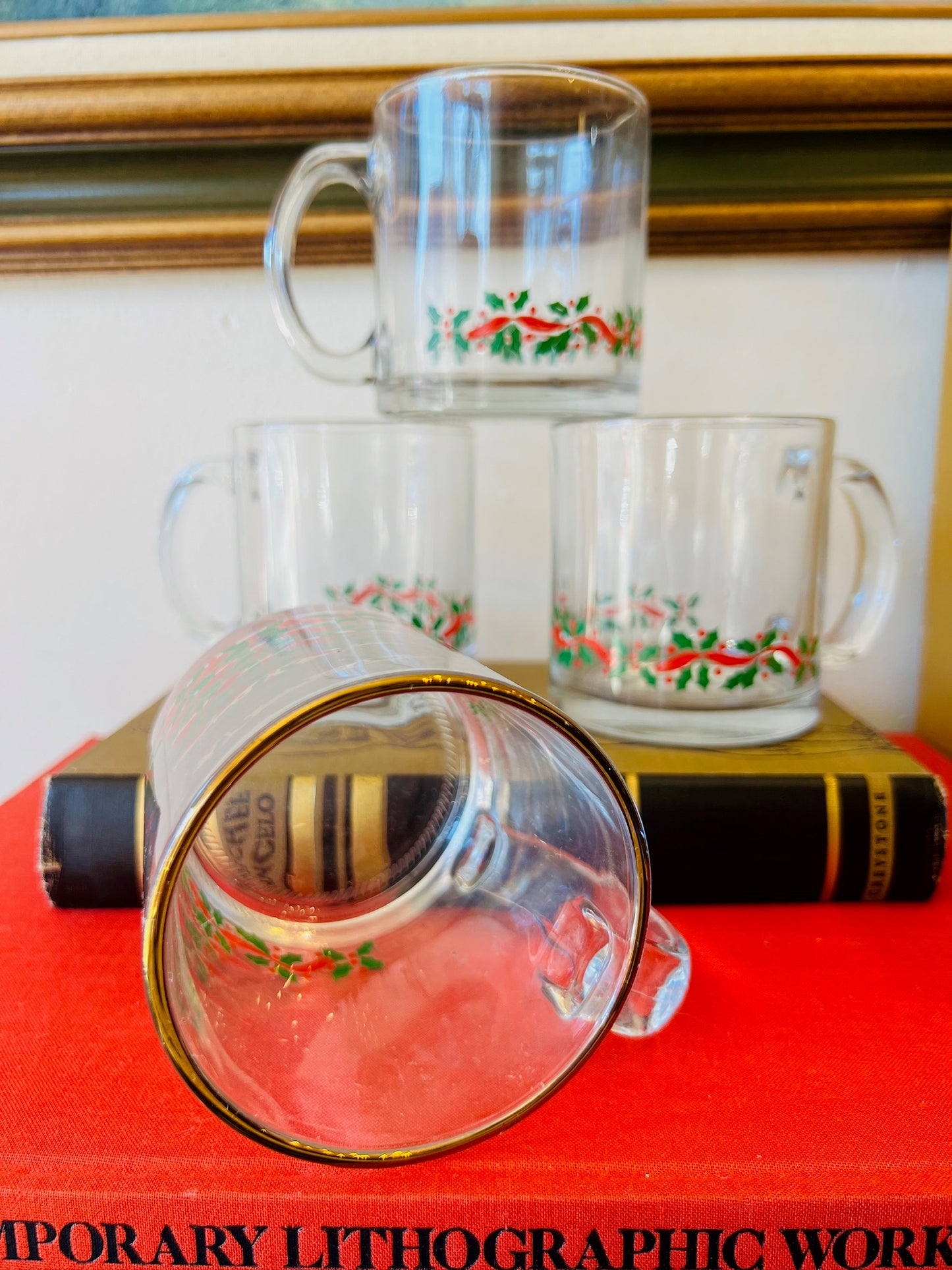 Vintage 1980s Christmas Holly Gold Rim Glass Mugs | Set of 4