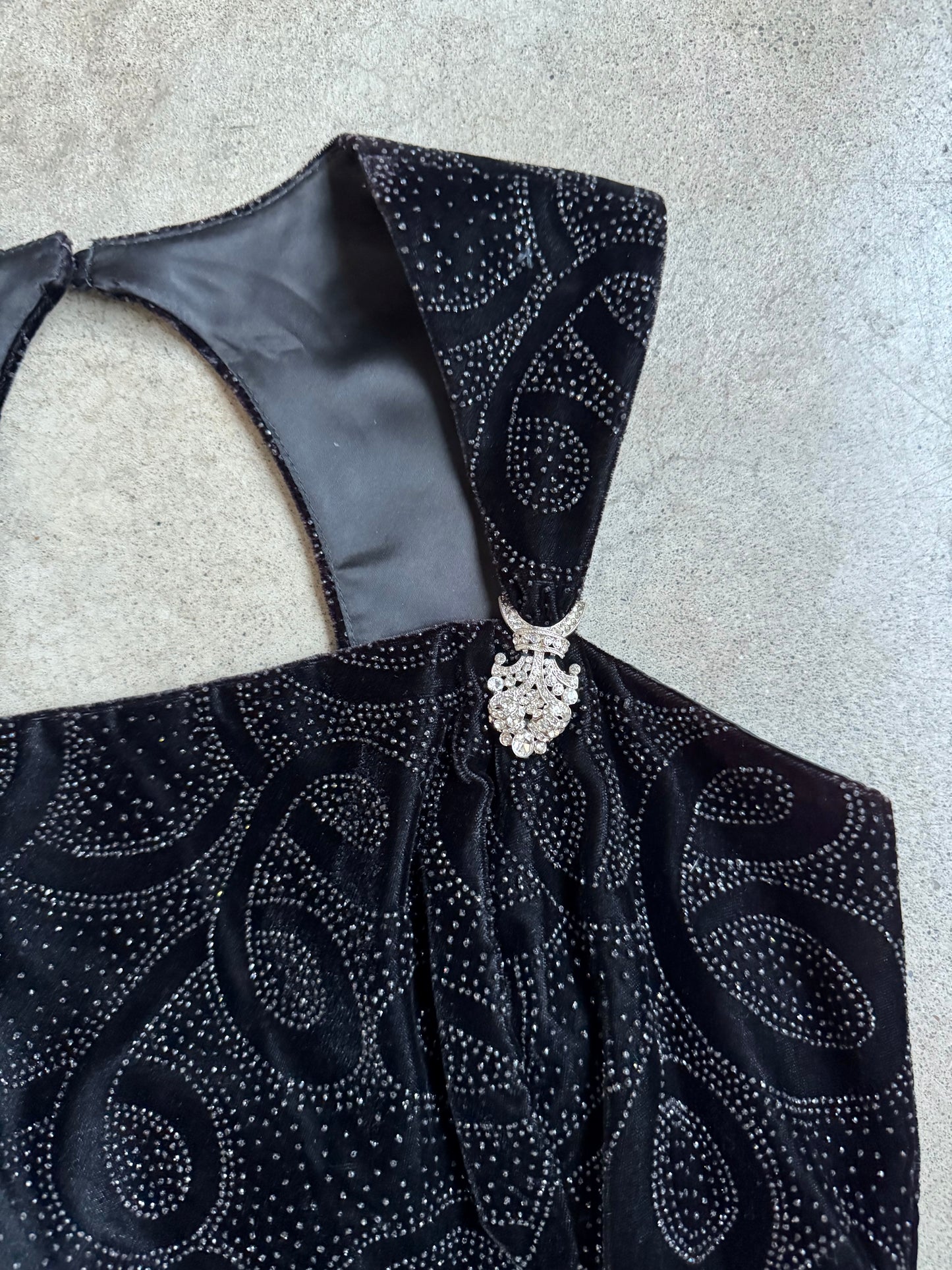 Vintage 1990s Scott McClintock Black Sparkly Velvet Formal Dress | 10