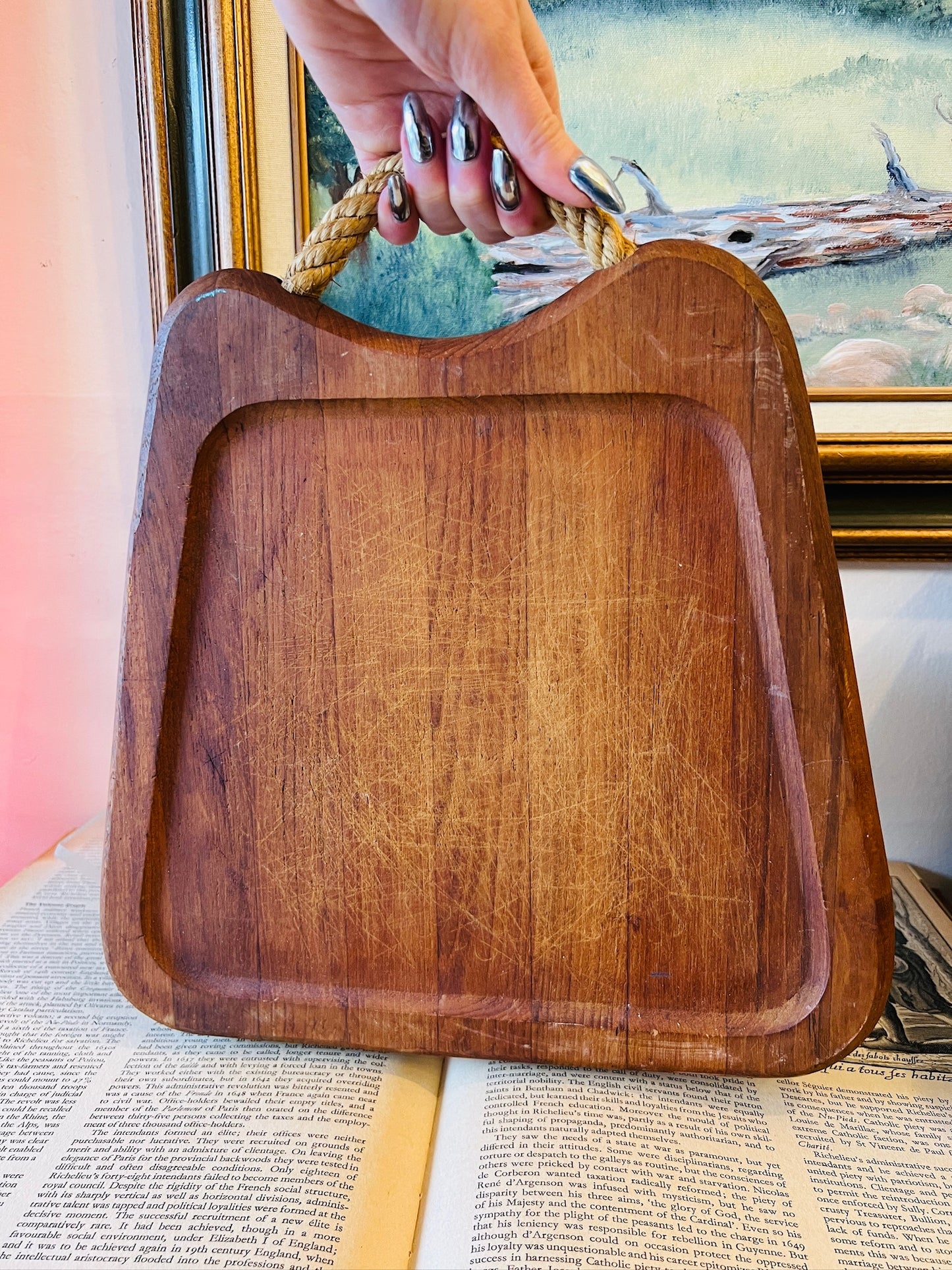 Vintage Rope Handle Wood Cutting Board