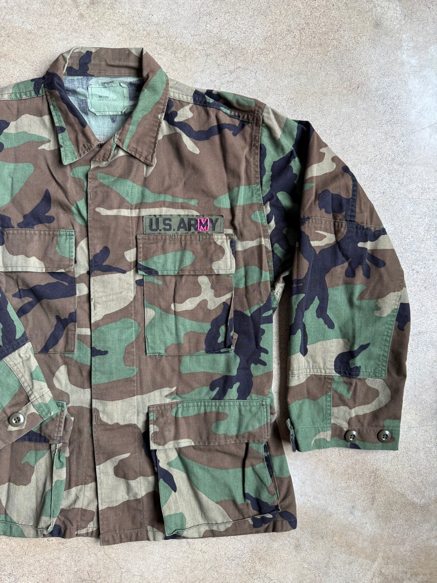 Vintage 1980s Military Issue Woodland Camo BDU Combat Jacket - Embroidered | Small