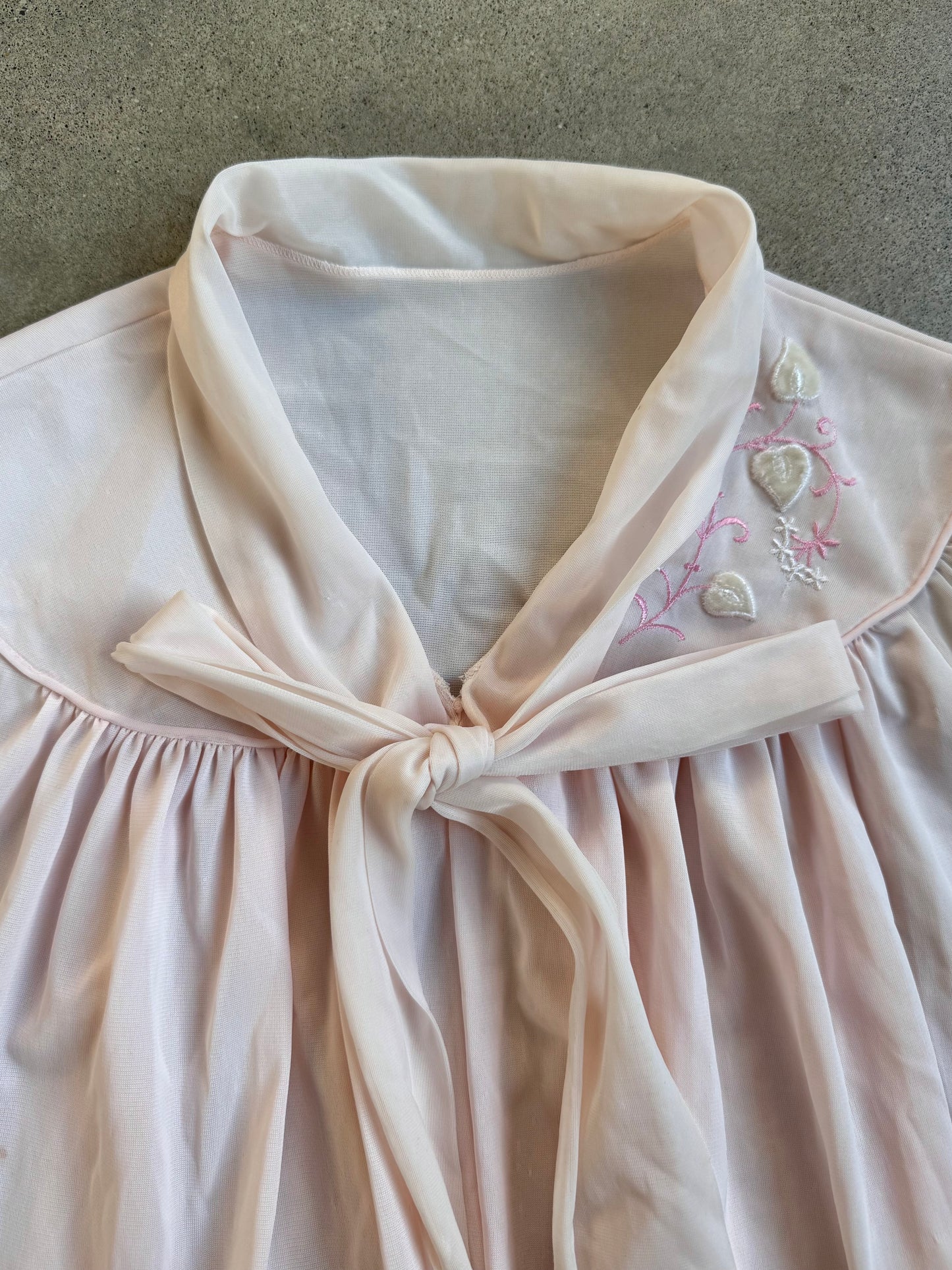 Vintage 1970s Trillium Lingerie Pale Pink Embroidered Bed Jacket | Small
