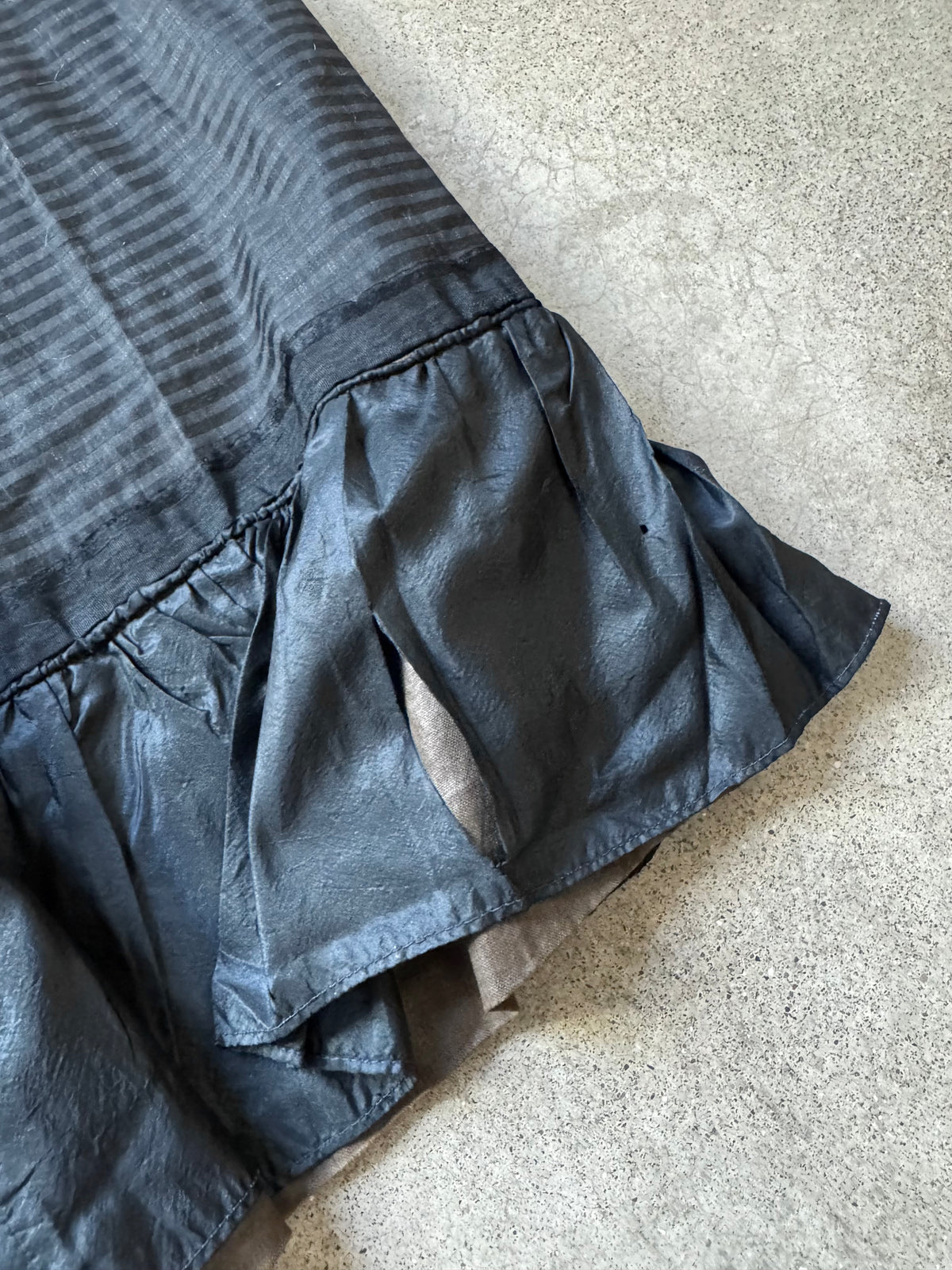 Antique 1800s Victorian Mourning Black Ruffle Trim Full Length Skirt | L/XL