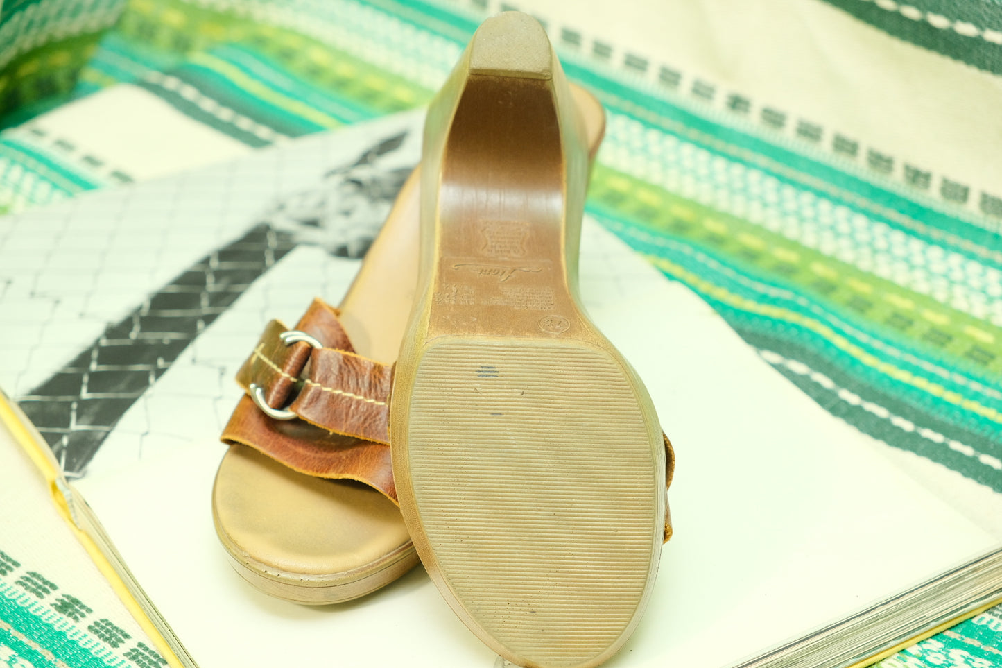 Vintage 1990s Fioni Brown Leather Heeled Sandals