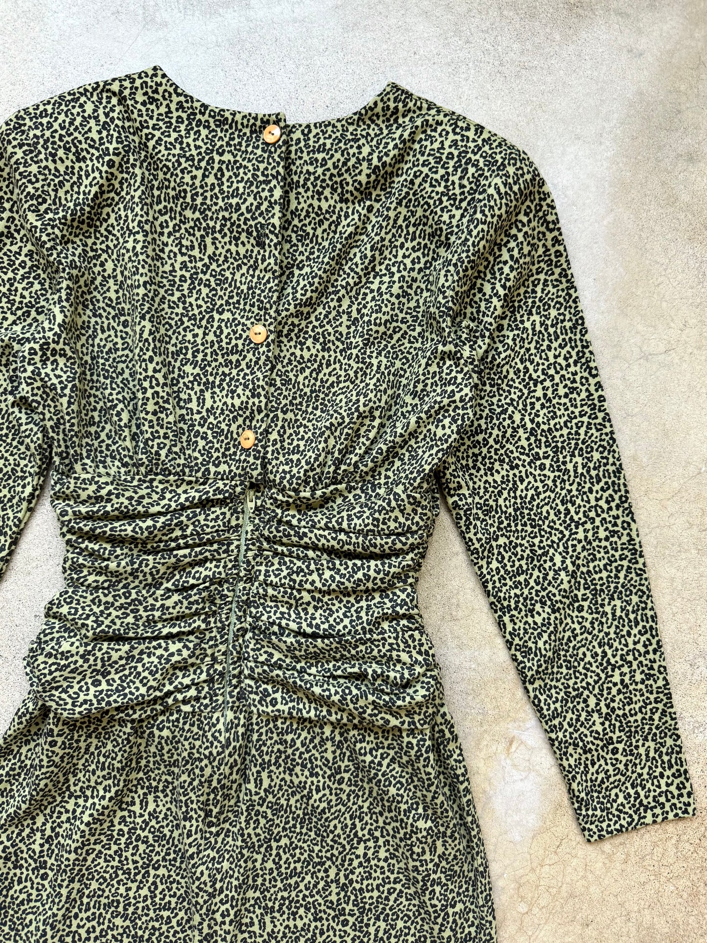 Vintage 1980s Green Leopard Print Long Sleeve Fitted Dress | Small