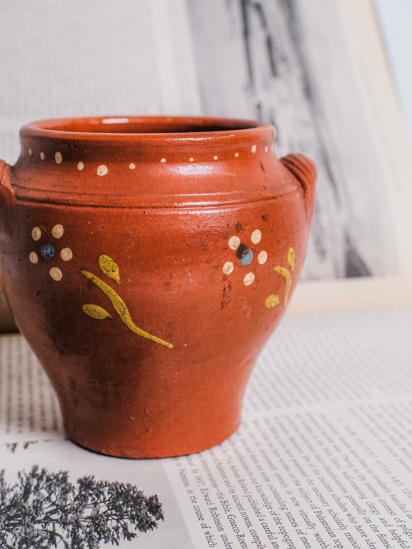 Vintage 1940s Mexican Terracotta Hand-Painted Pottery Vase/Pot