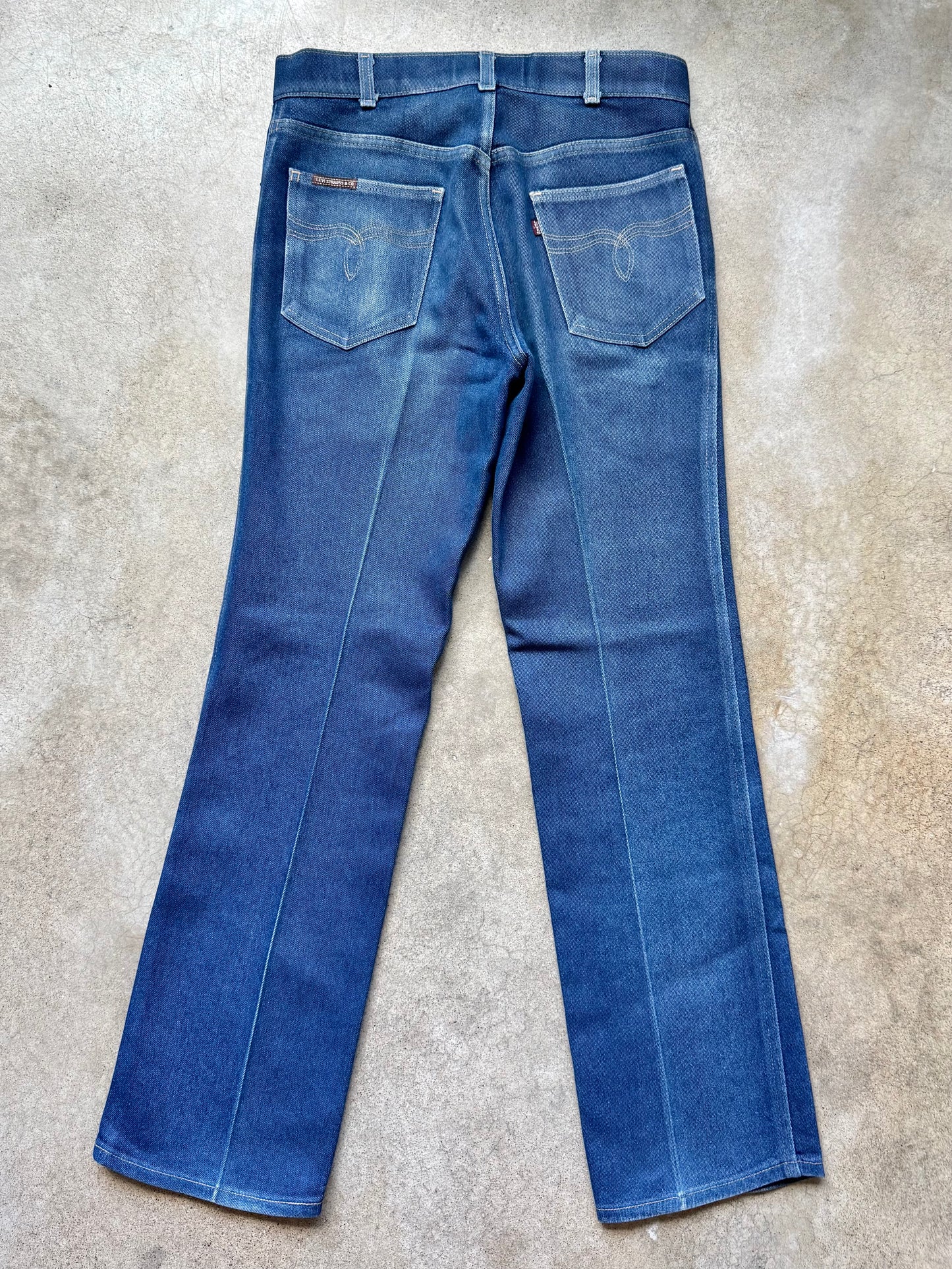 Vintage 1980s Levi’s Action Jeans “Skosh More Room” Faded Dark Wash Jeans | 32x32