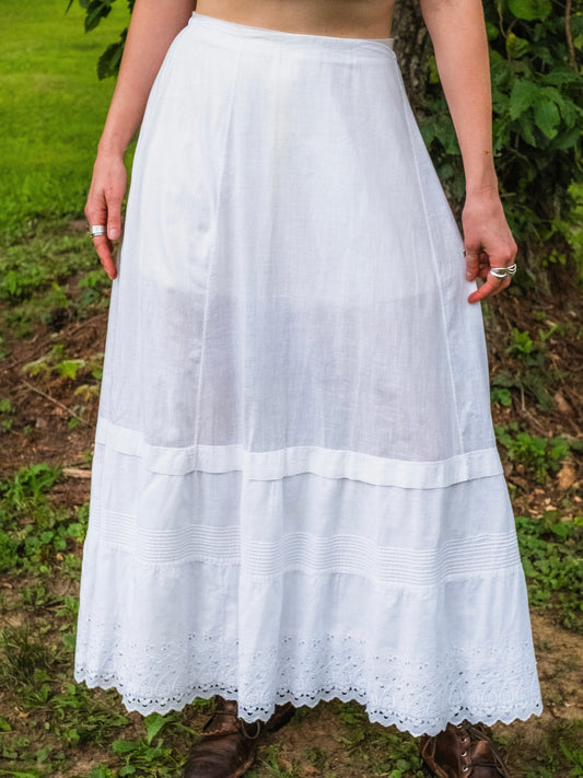 Antique Edwardian Cotton Embroidered Eyelet Trim Petticoat Skirt | M/L