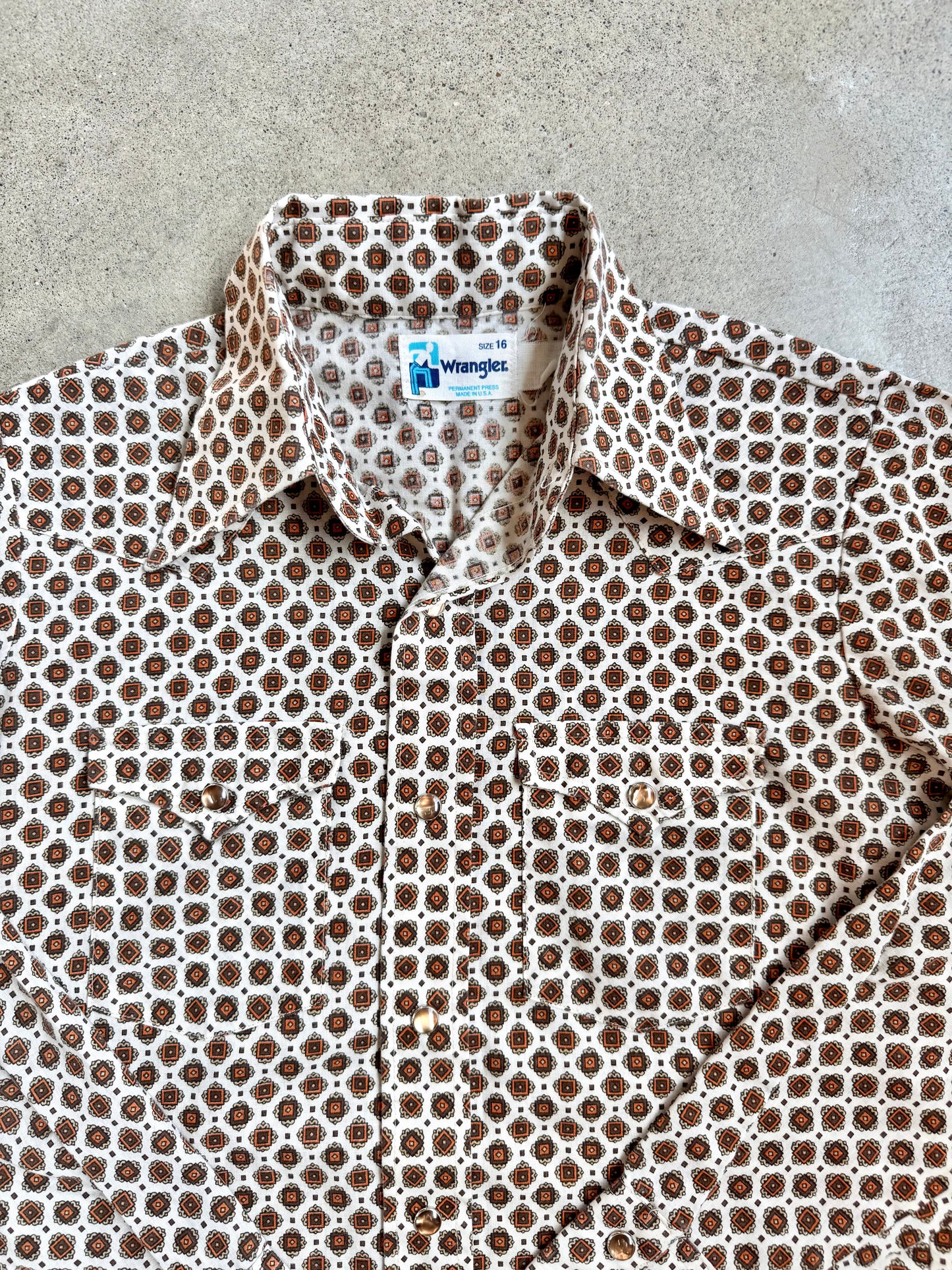 Vintage 1970s Wrangler White & Brown Medallion Print Pearl Snap Shirt | Youth 16
