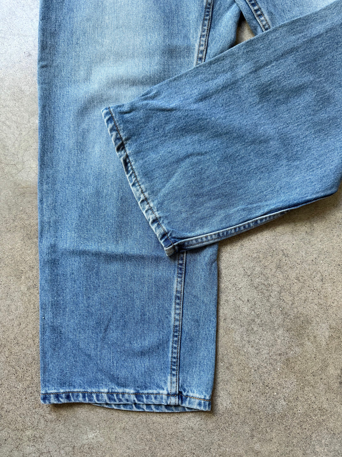 Vintage 1990s Levi’s 577 Loose Fit Faded Wash Jeans | Waist 34”