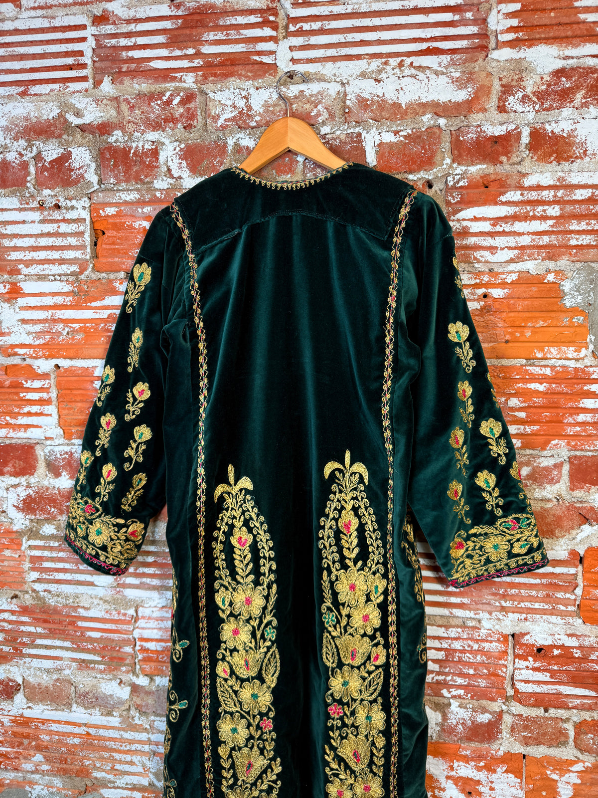 Vintage 1960s Handmade Green Velvet Flower Embroidered Kaftan