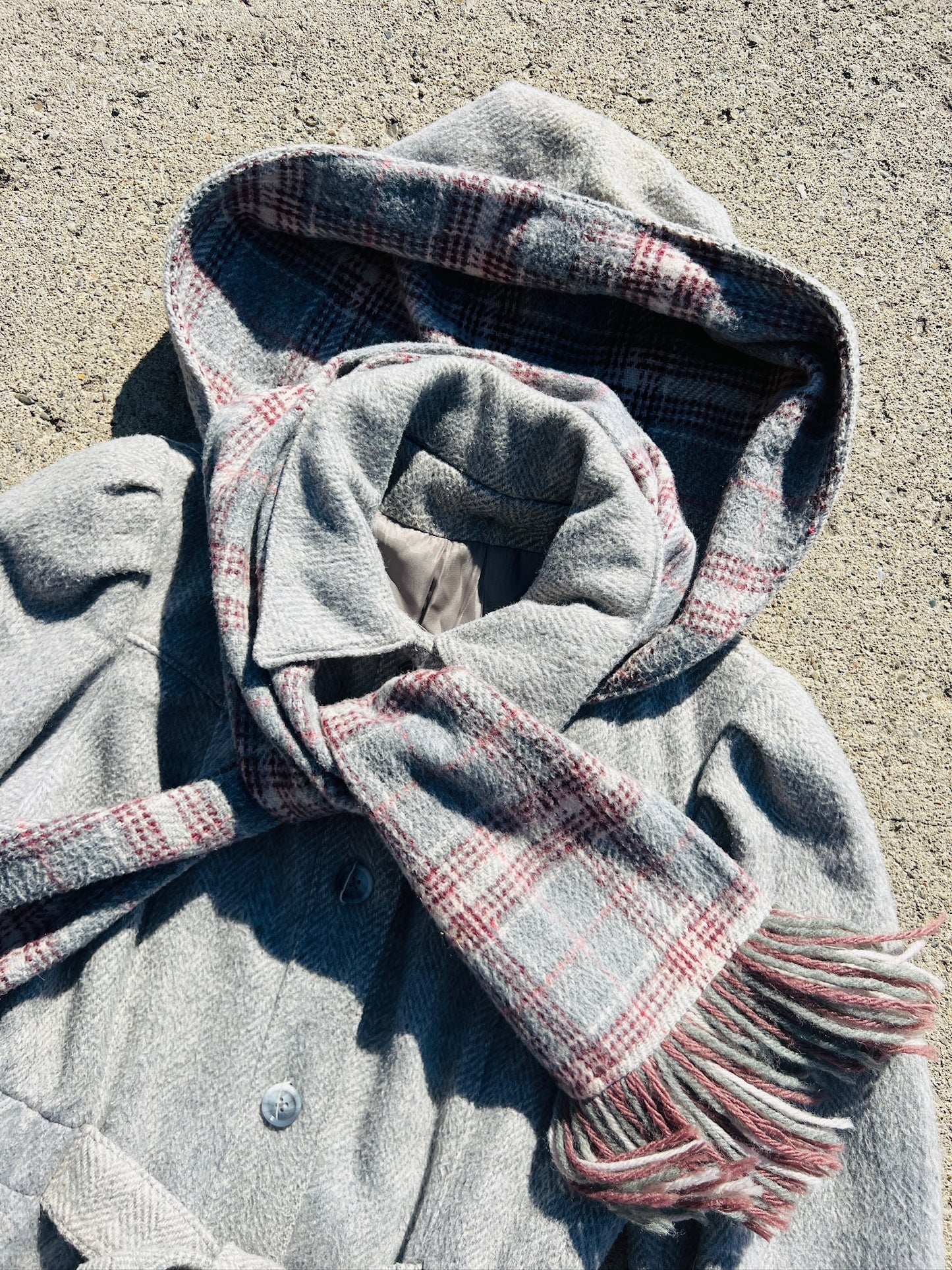 Vintage Grey Tie Front Hooded Overcoat & Plaid Scarf | XS/S