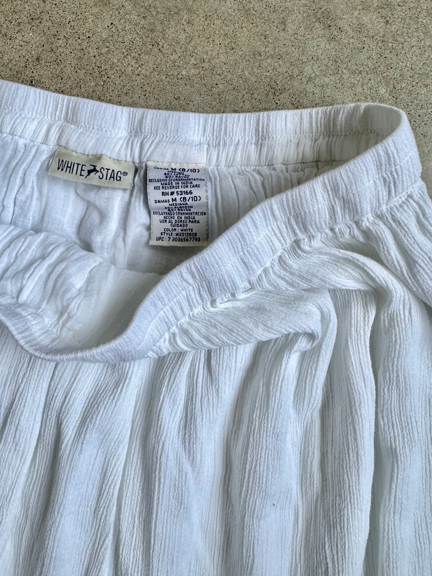 2000s White Floral Embroidered Tiered Maxi Skirt | Medium