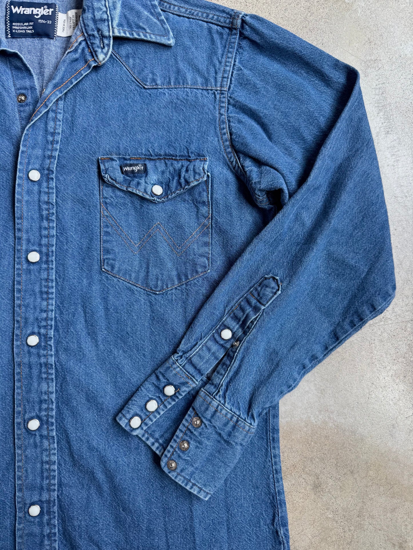Vintage 1980s Wrangler Pearl Snap Denim Shirt | Medium