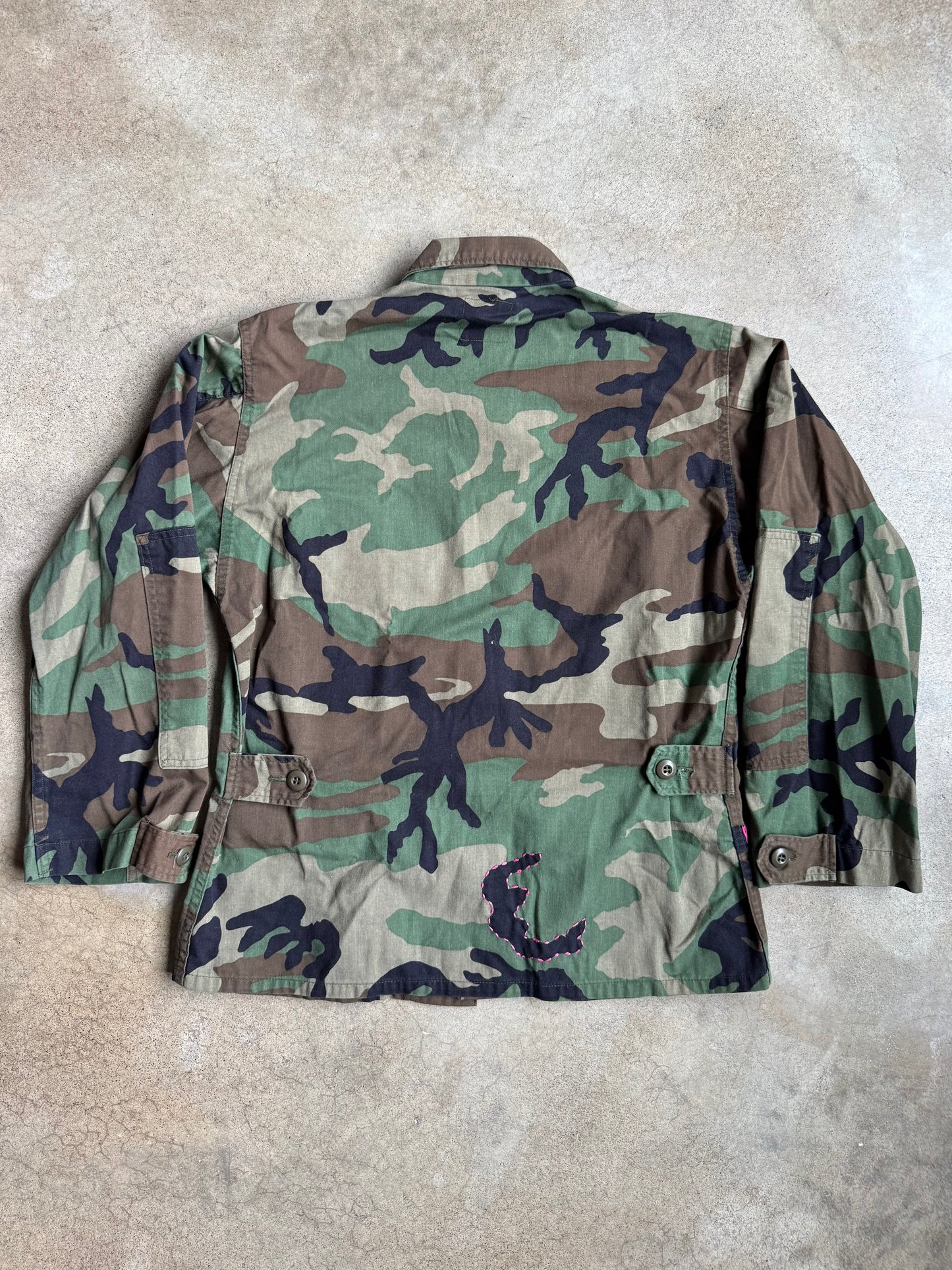 Vintage 1980s Military Issue Woodland Camo BDU Combat Jacket - Embroidered | Small