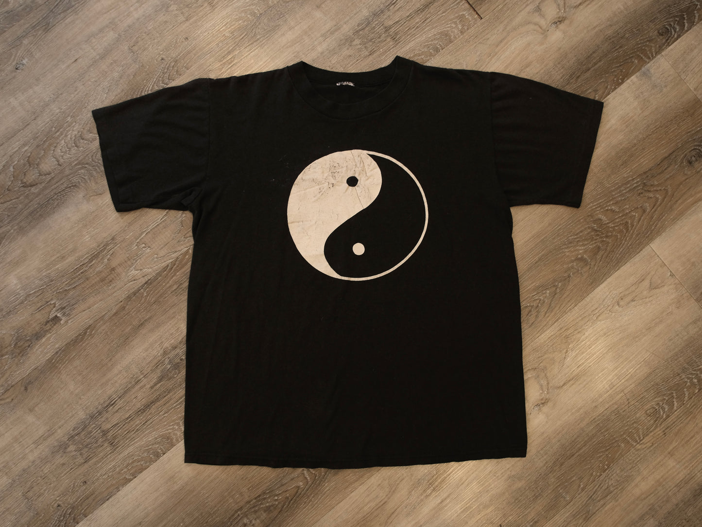 Vintage 1990s Ying Yang Tee | Large