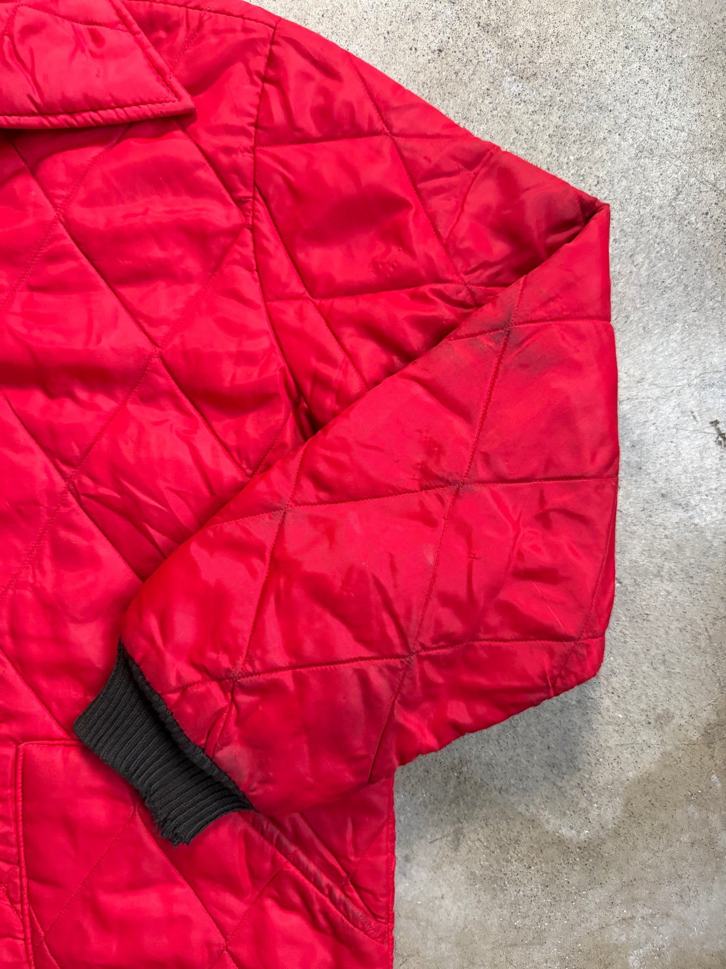 Vintage 1970s Protexall Red Distressed Zip-Up Quilted Jacket | Medium