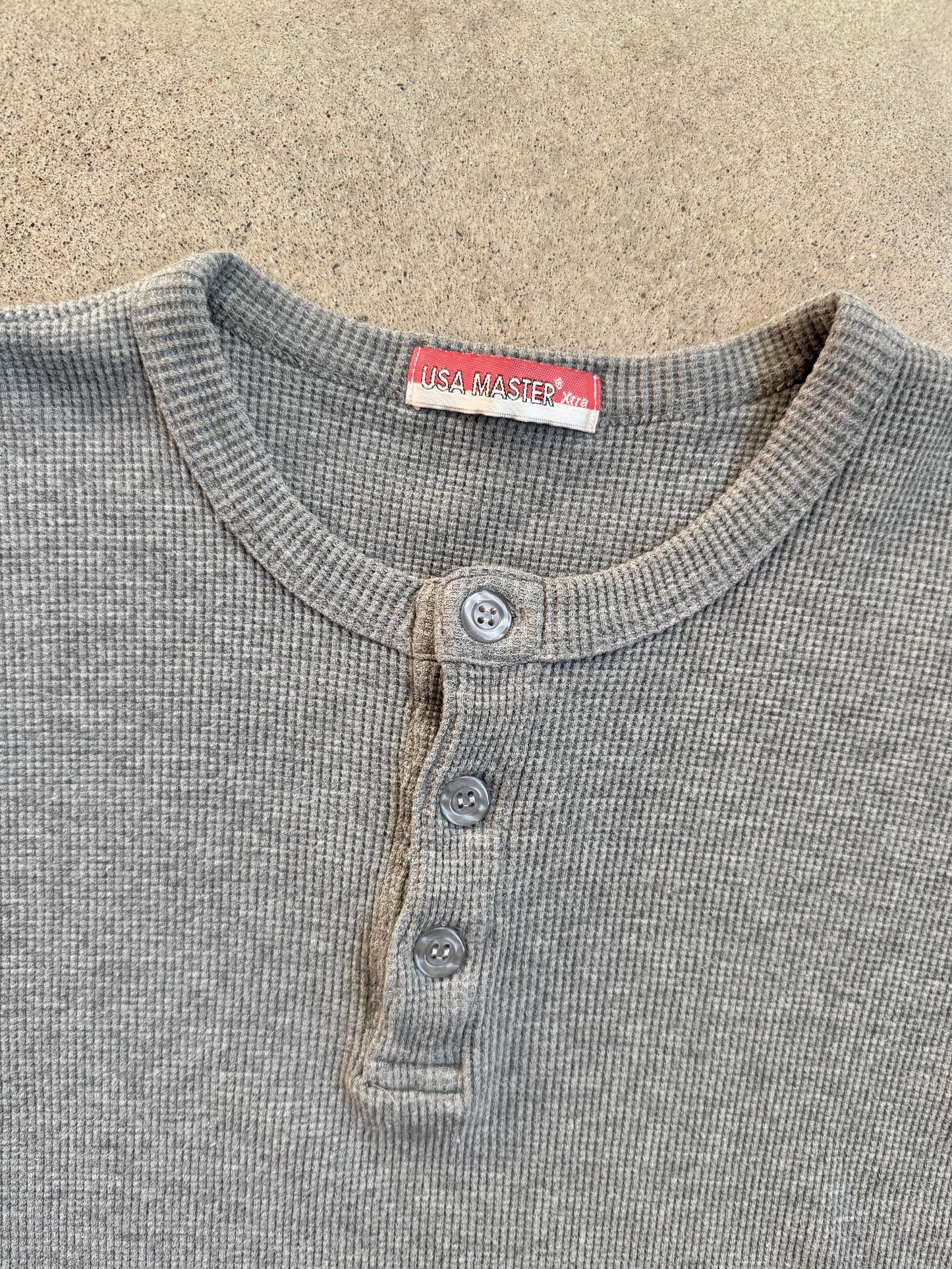 Vintage 1980s USA Master Grey Henley Waffle Thermal | Large