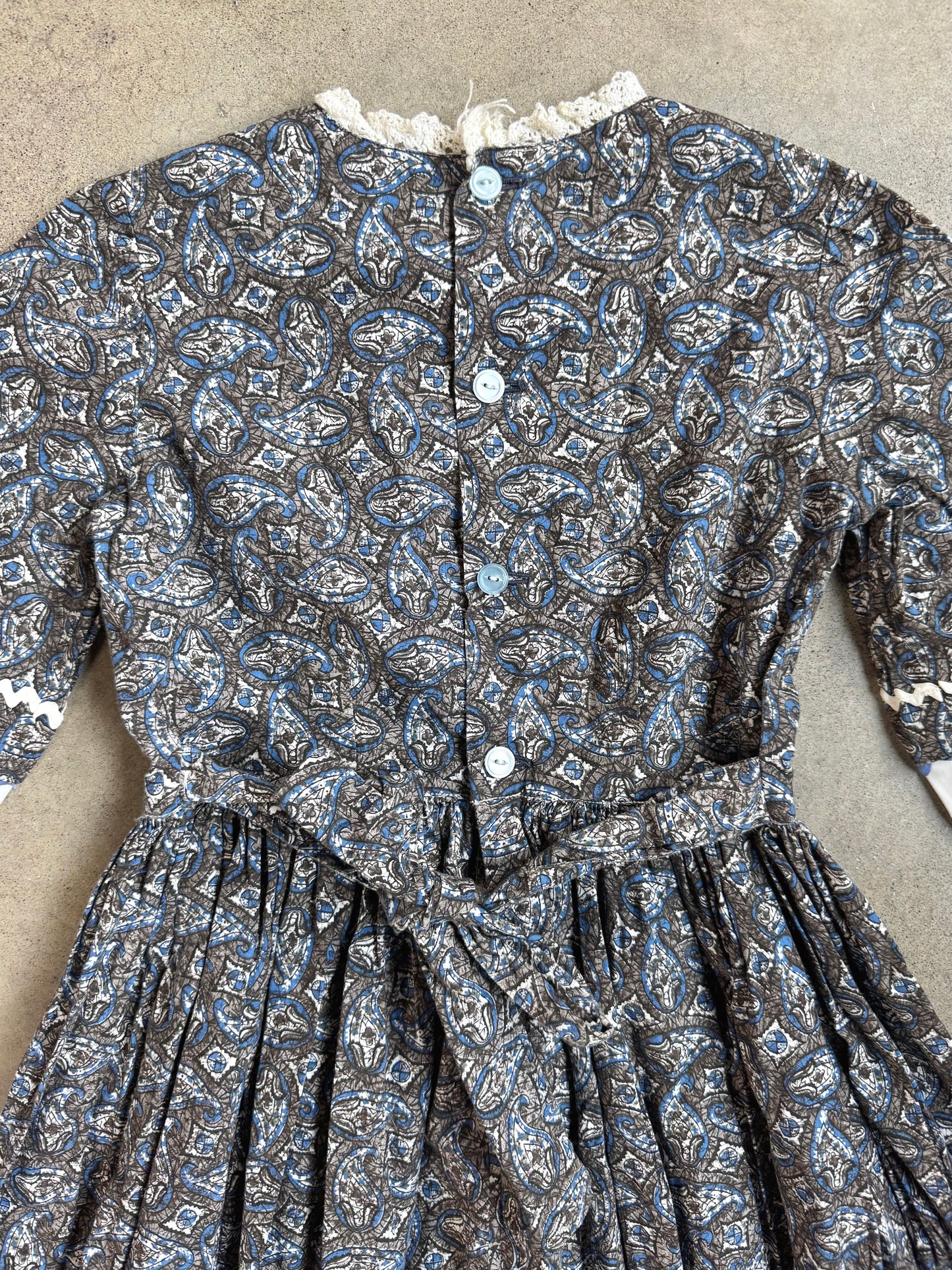Vintage 1960s Handmade Blue & Grey Paisley Pattern Prairie Dress | XS/S
