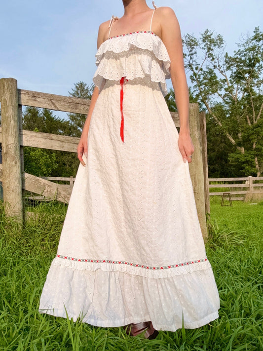 Vintage 1970s Vicky Vaughn White Eyelet Ruffle Maxi Dress | XS/S