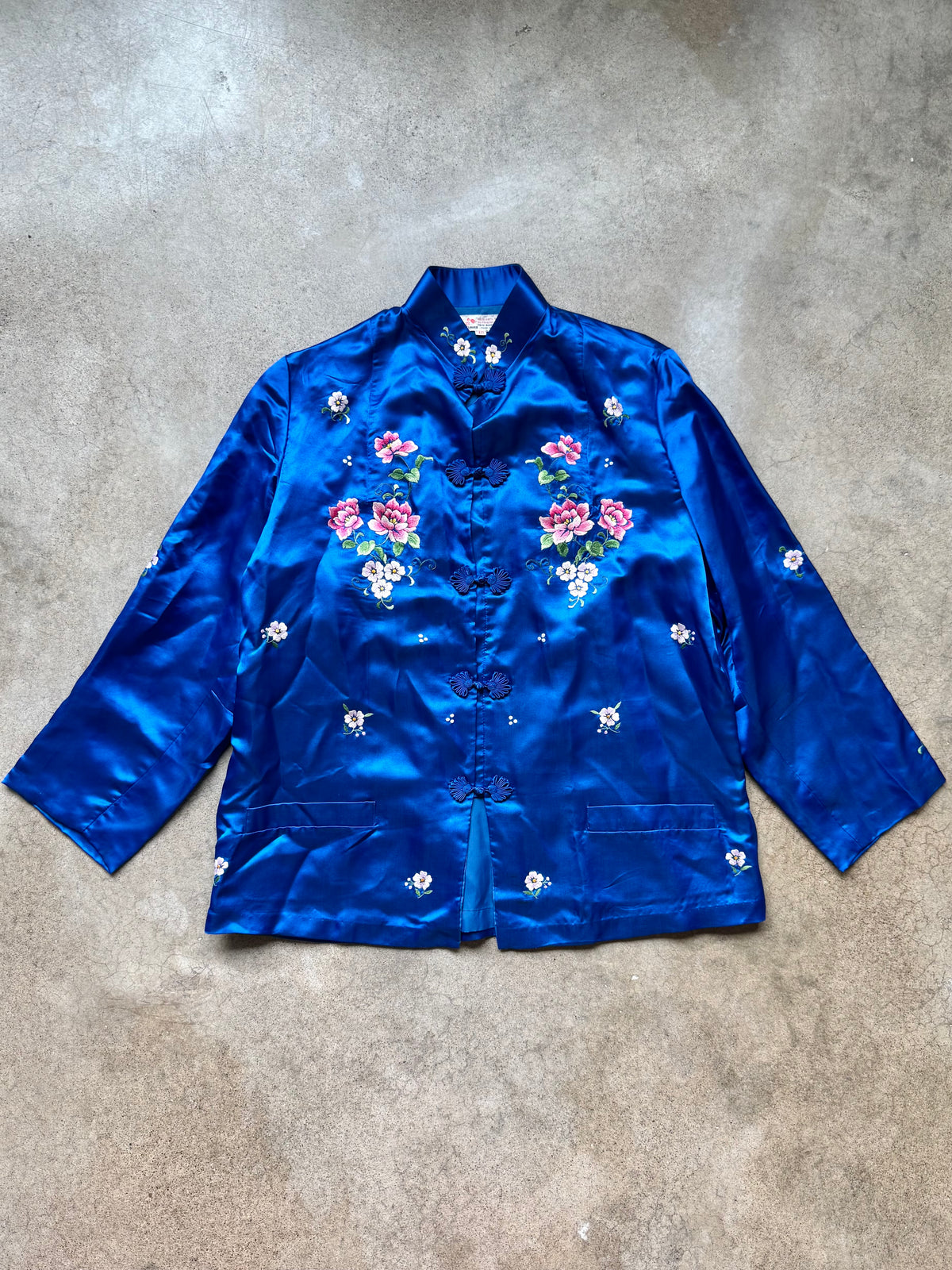 Vintage 1960s Red Clouds Hand-Embroidered Floral Silk-Blend Chinese Tang Jacket | 40