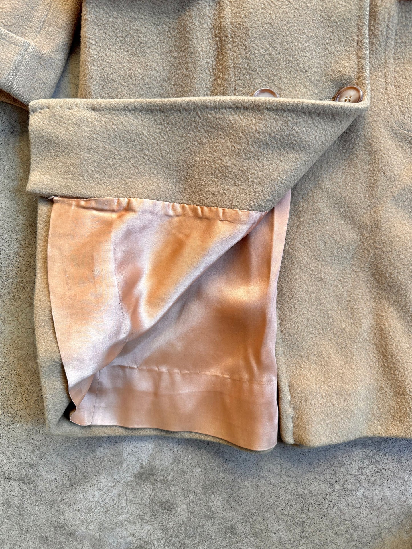 Vintage 1960s Tan Camel Hair Wool Trench Coat | Small