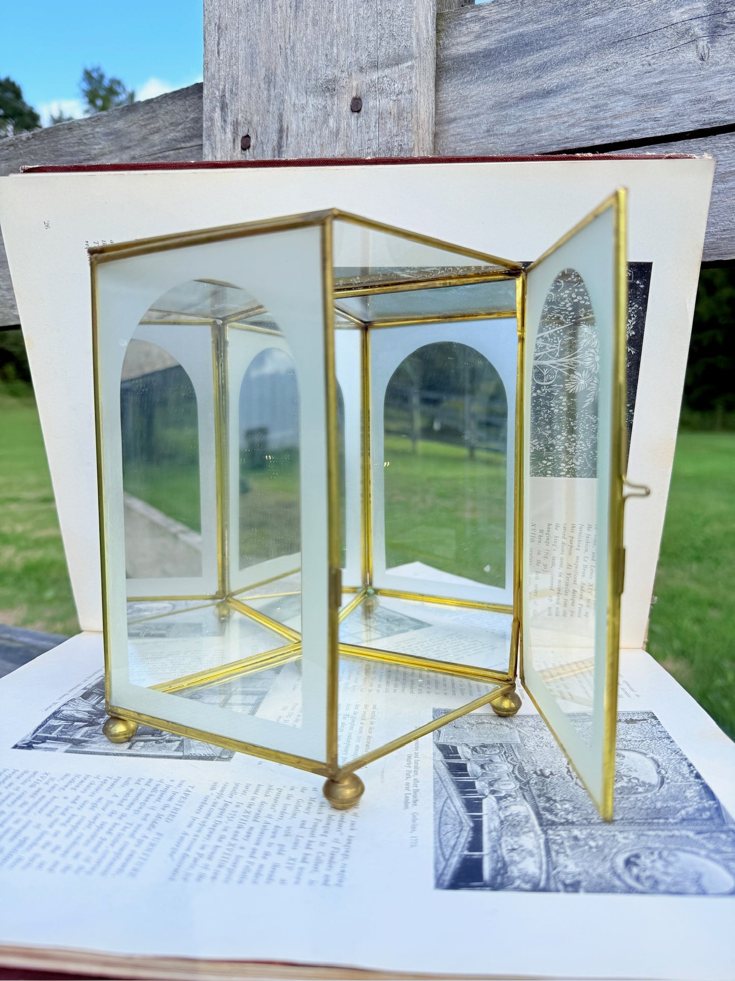 Vintage 1980s Brass & Glass Mirrored Shadowbox Display